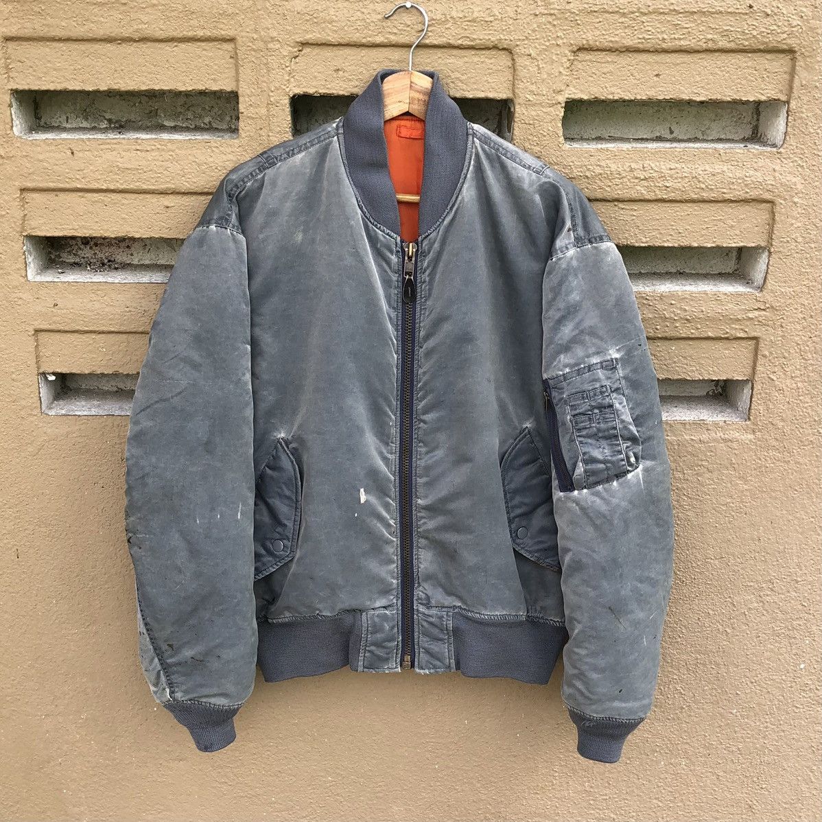 Vintage Vintage Faded MA-1 Man Intermediate Machope Bomber Jacket Size US L / EU 52-54 / 3 - 9 Thumbnail