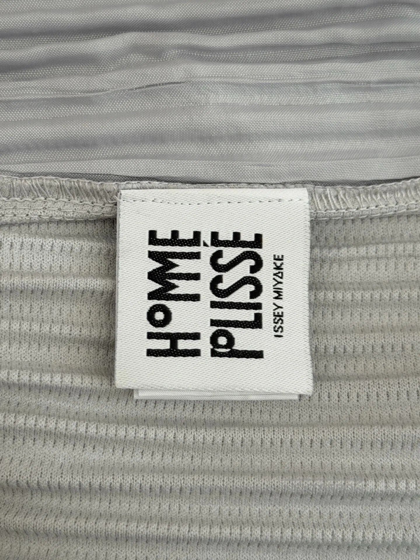 Homme Plisse Issey Miyake issey miyake gray pleated long pants. Size US 36 / EU 52 - 7 Thumbnail
