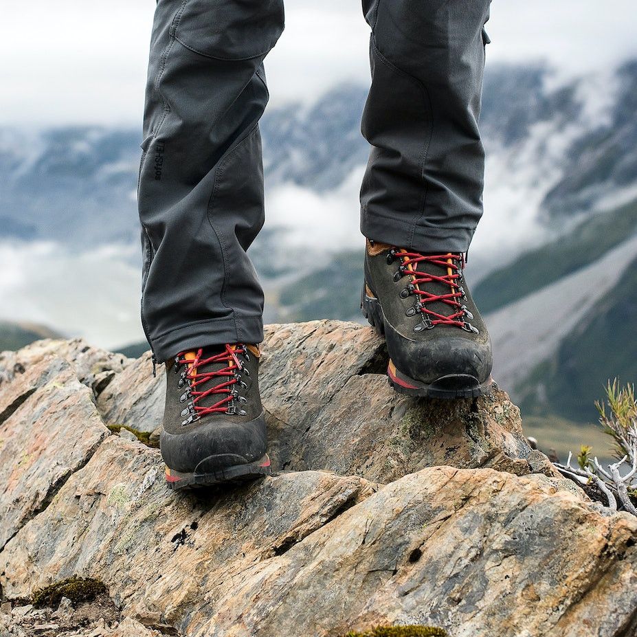 Kathmandu × Vibram XT Fitzgerald NGX Mountaineering Boots Made In Italy Size US 9 / EU 42 - 4 Thumbnail