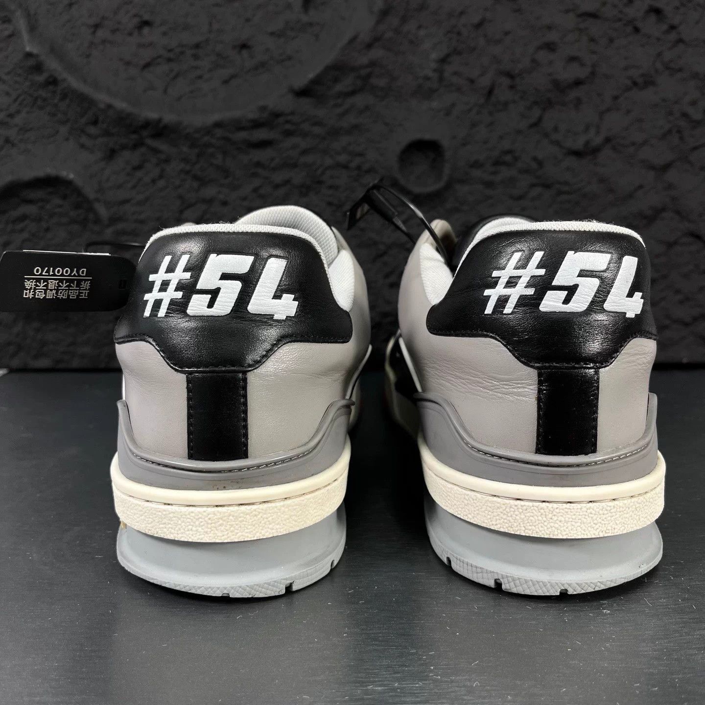 Louis Vuitton Louis Vuitton Trainer Black Cement UK7/41 95New Size US 7 / EU 40 - 5 Thumbnail