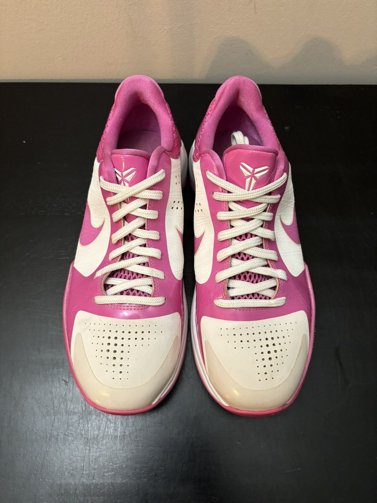 Nike Nike Kobe 5 Think Pink GS Size US 6.5 / EU 39-40 - 2 Thumbnail