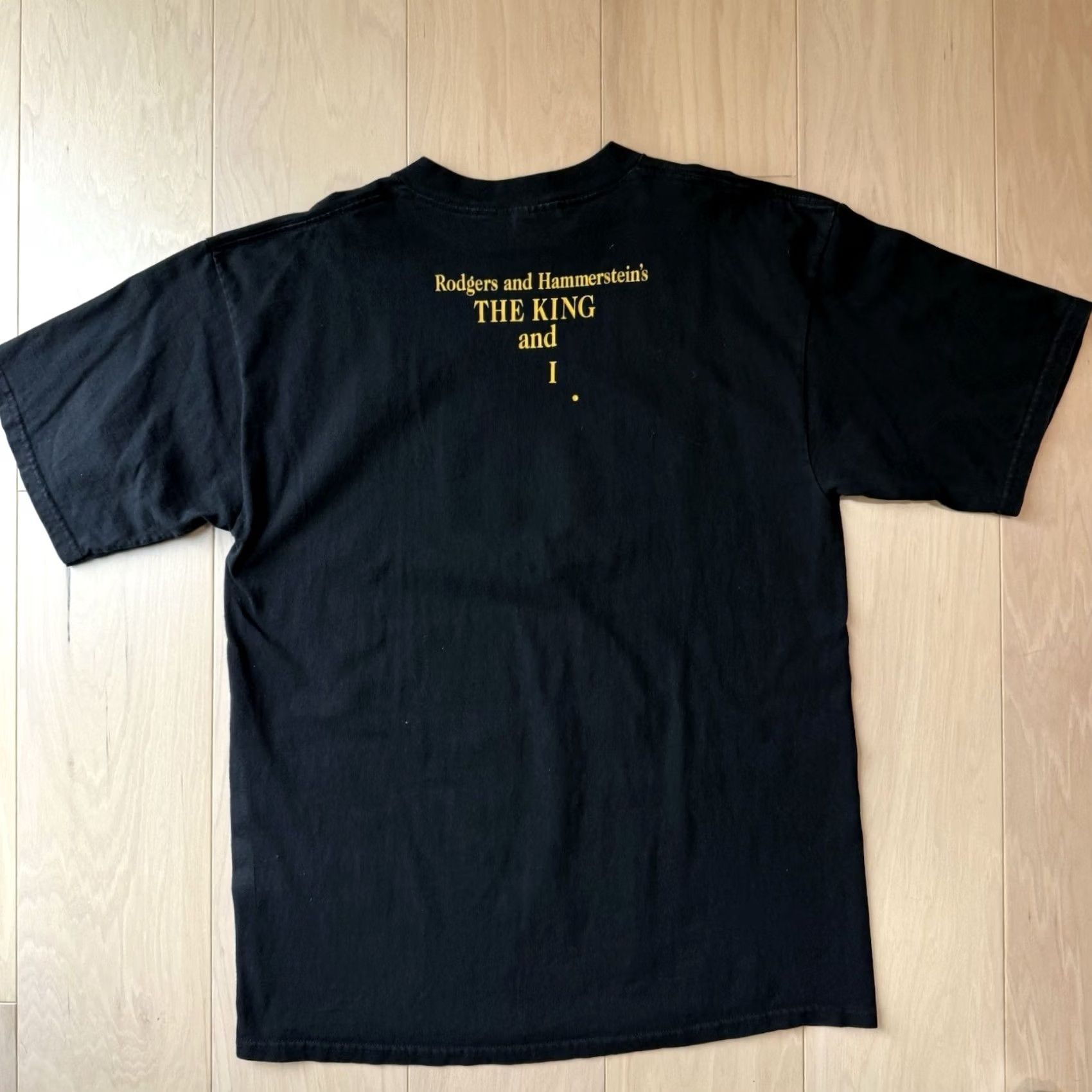 Gildan VINTAGE Rodgers and Hammerstein's The King & I Shirt XL Black Broadway New York Mens Size US XL / EU 56 / 4 - 6 Thumbnail