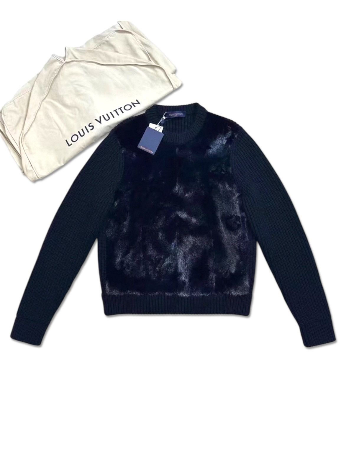 Louis Vuitton Louis Vuitton Monogram L Fur Crew Neck Sweater Size US L / EU 52-54 / 3 - 1 Thumbnail