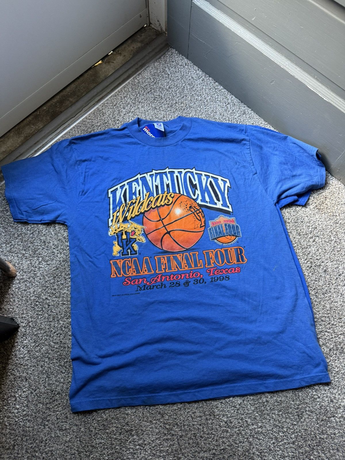 Logo 7 XL Kentucky 1998 Final Four Tee Size US XL / EU 56 / 4 - 1 Preview