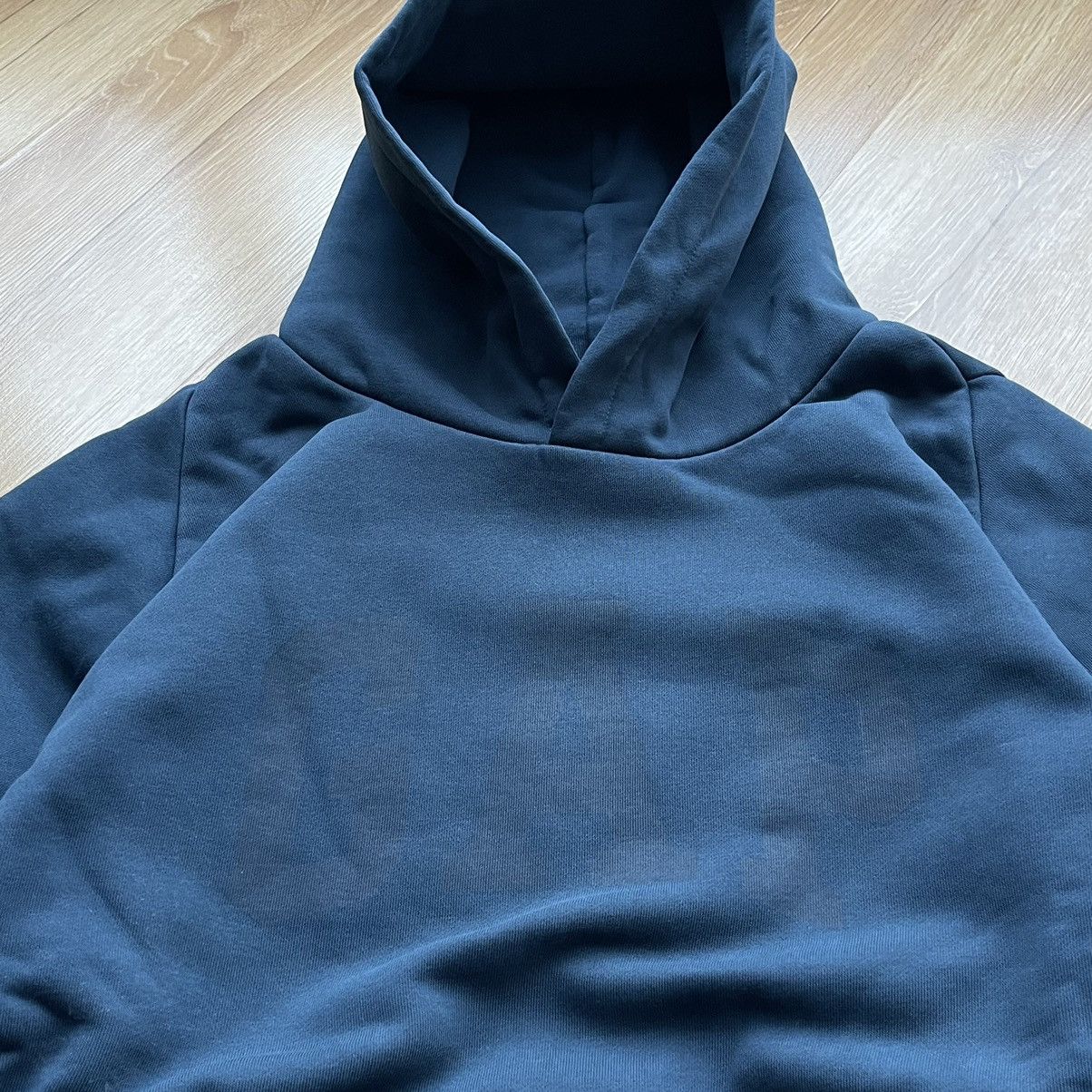 Gap × Yeezy NWT Yeezy Gap Dove Shrunken Hoodie by Balenciaga Size US M / EU 48-50 / 2 - 5 Thumbnail