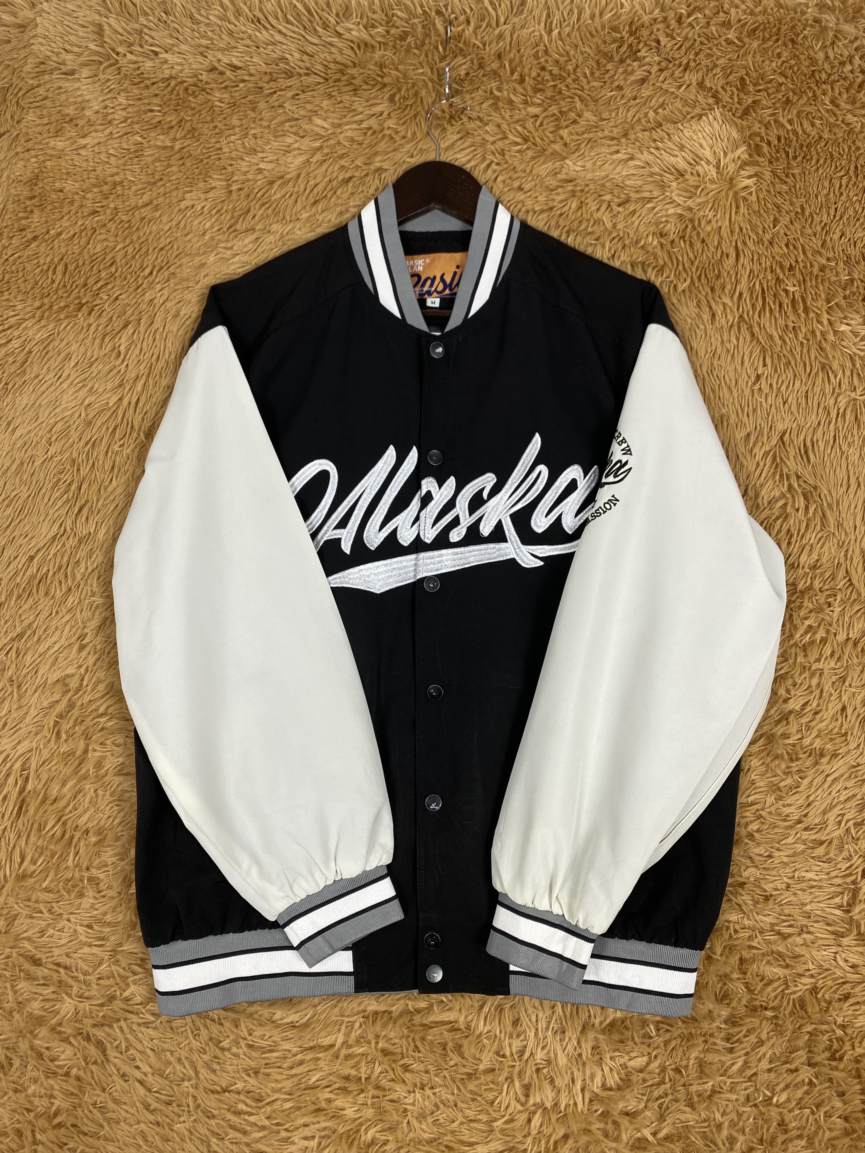 Japanese Brand Vintage Alaska Basic Plan Varsity Jacket PJ2524 Size US M / EU 48-50 / 2 - 5 Thumbnail