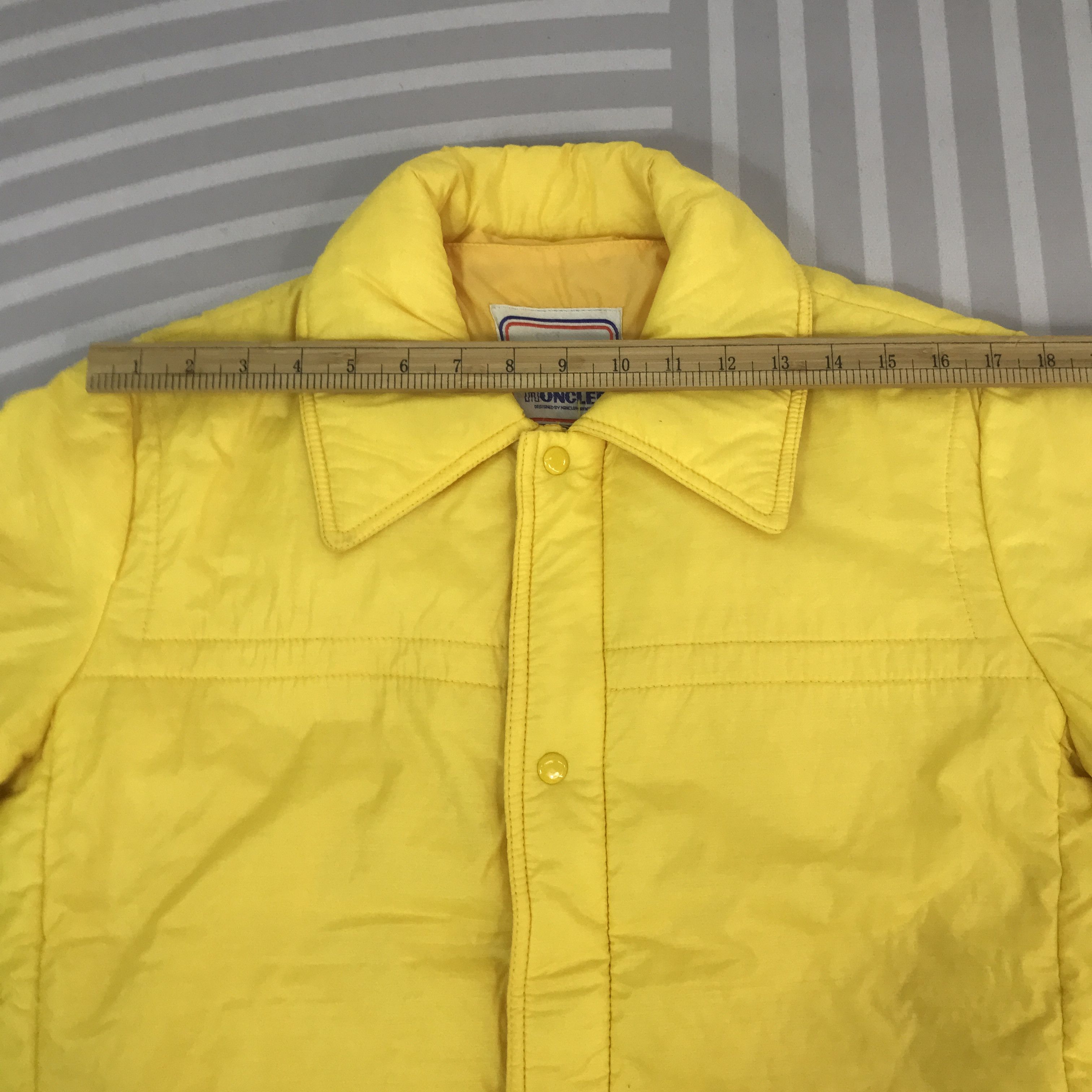 Moncler Vintage Moncler Ski wear yellow quilted Jacket Size US M / EU 48-50 / 2 - 5 Thumbnail