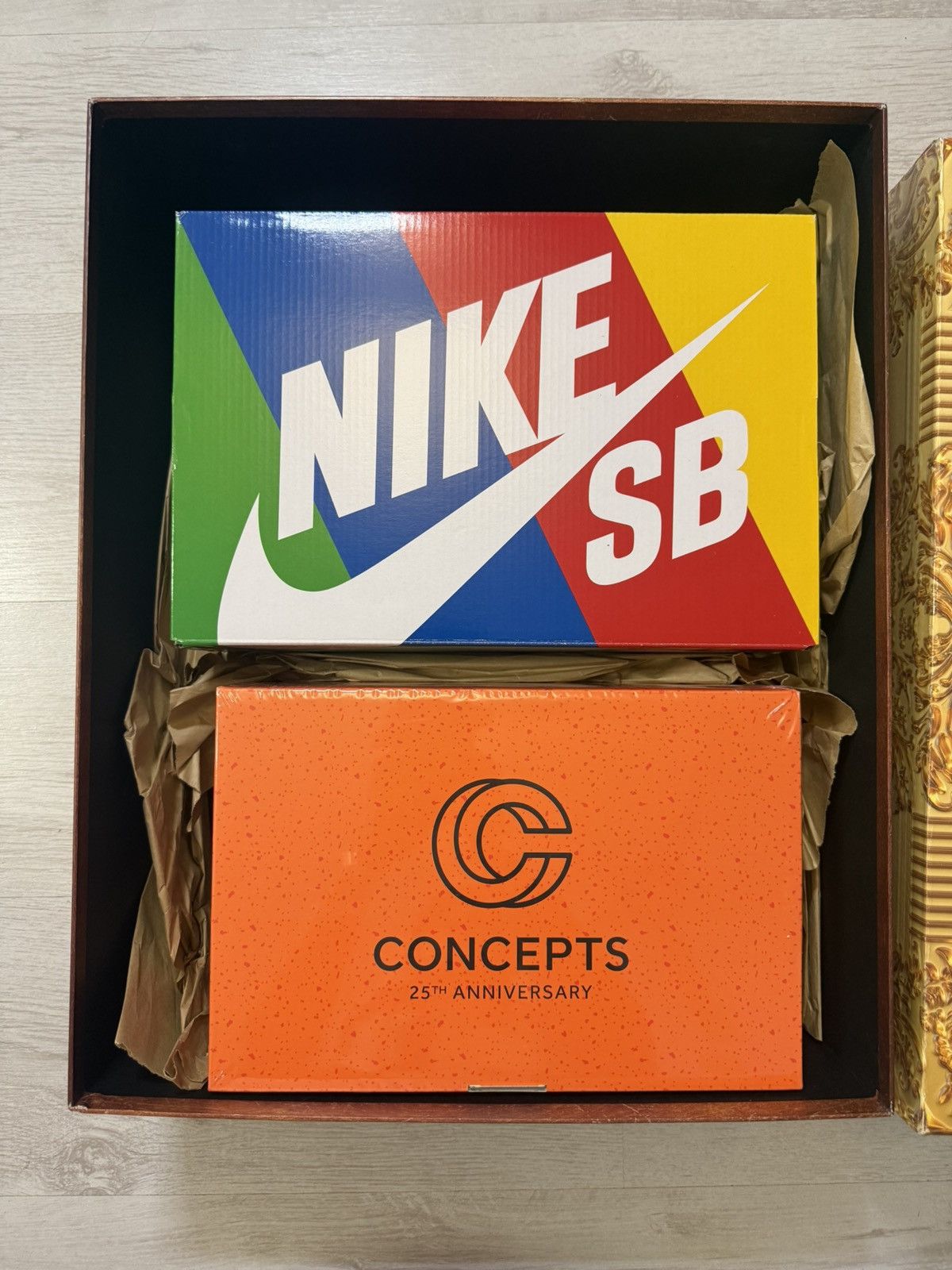 Nike 2022 Nike SB Dunk Low Concepts Orange Lobster Special Box Size US 9.5 / EU 42-43 - 15 Thumbnail