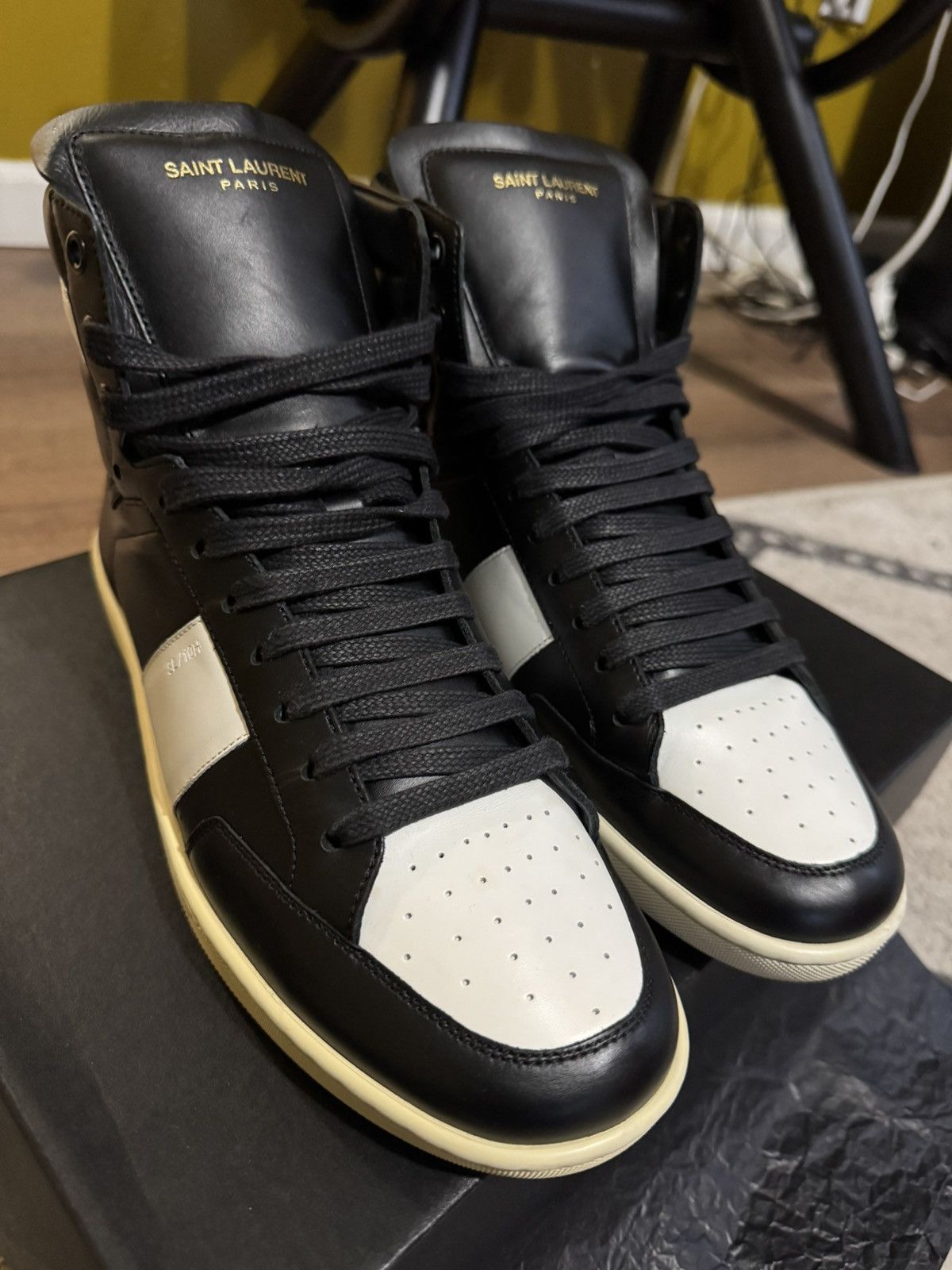 Yves Saint Laurent Saint Laurents Paris x Yves Saint Laurent Size US 8 / EU 41 - 3 Thumbnail