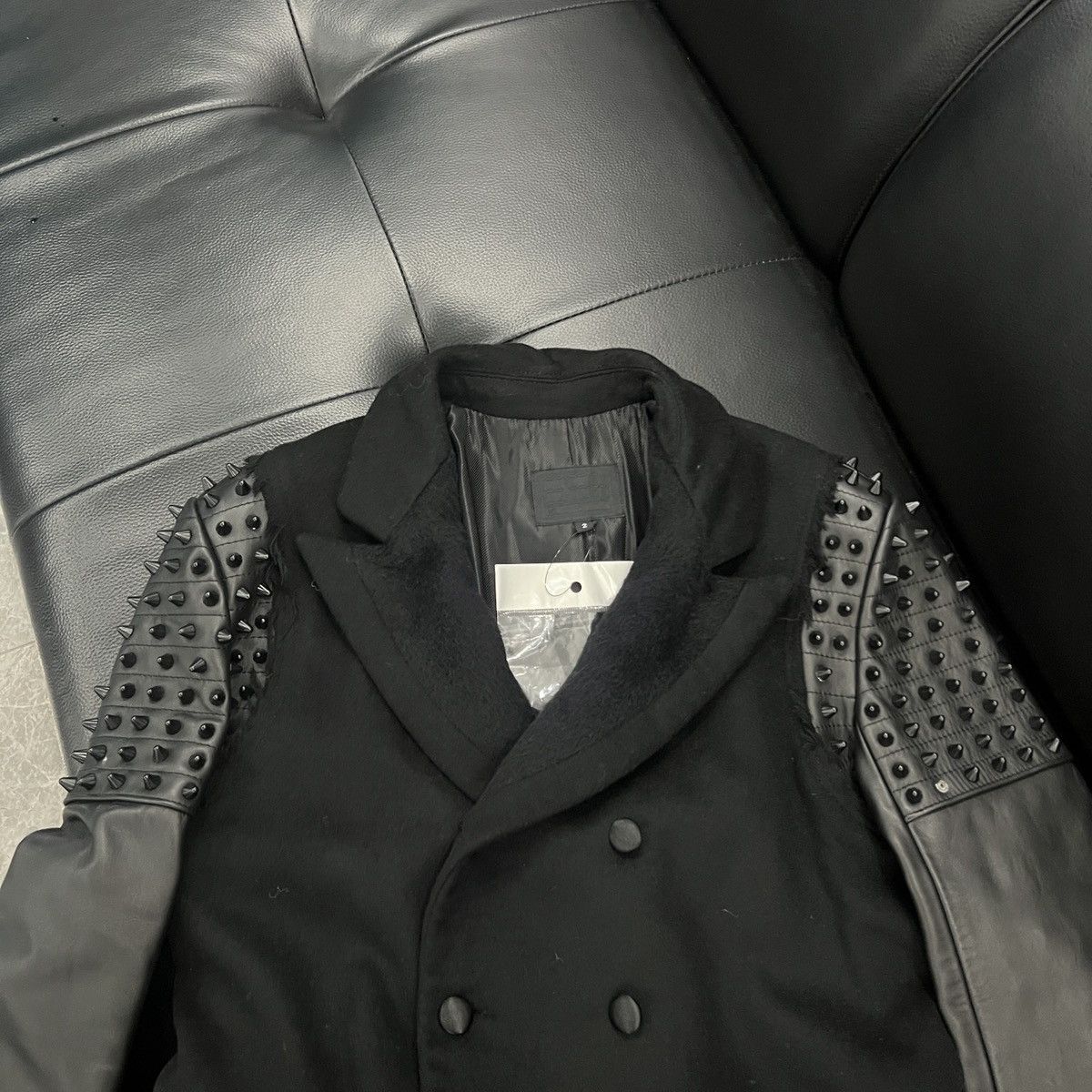 99%IS- 99%IS- AW13 Runway Studded Double-Breasted Coat Size US M / EU 48-50 / 2 - 6 Thumbnail
