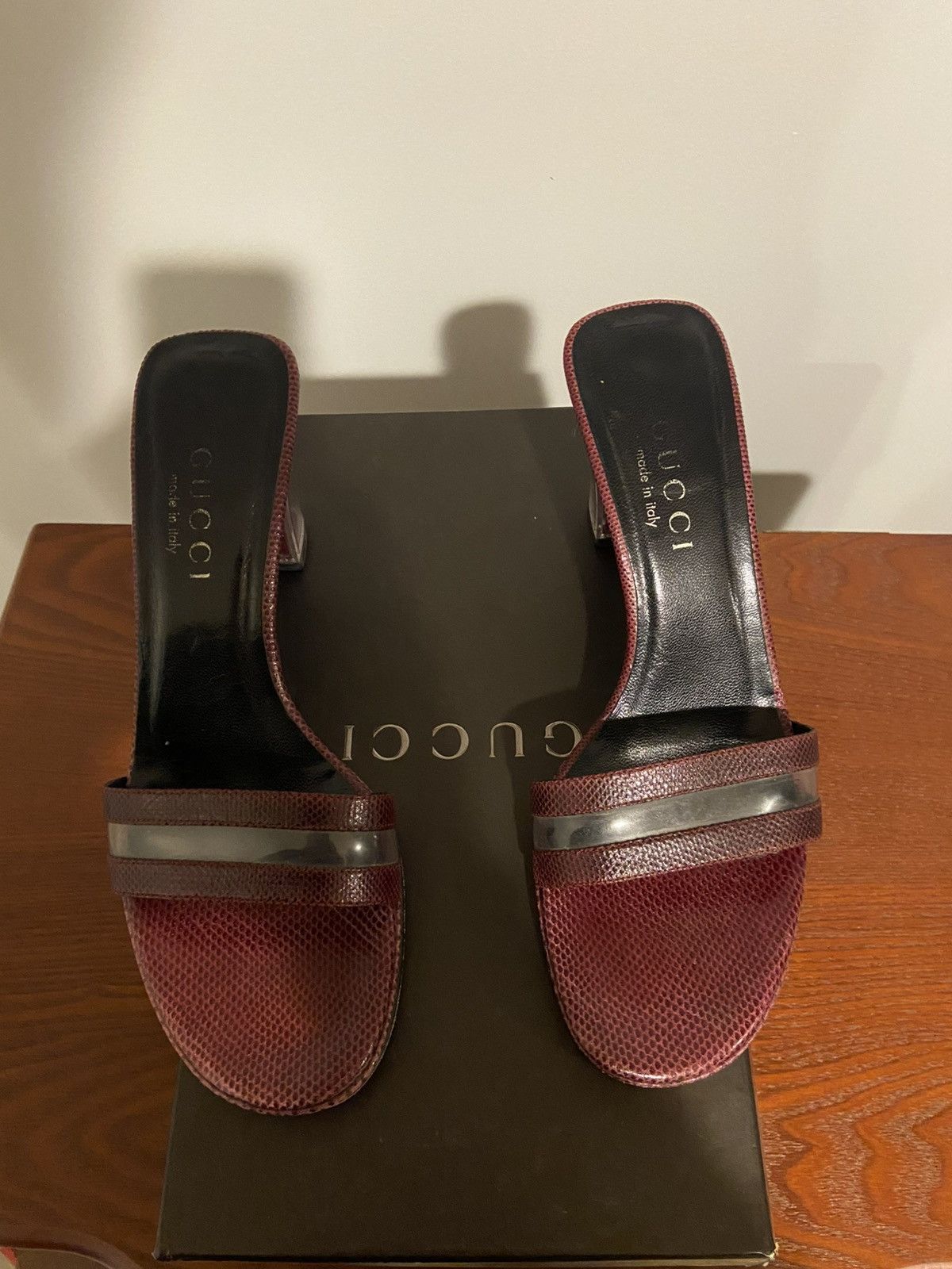 Gucci Gucci 90s Limited Edition Cheery Pumps Size US 5.5 / IT 35.5 - 6 Thumbnail