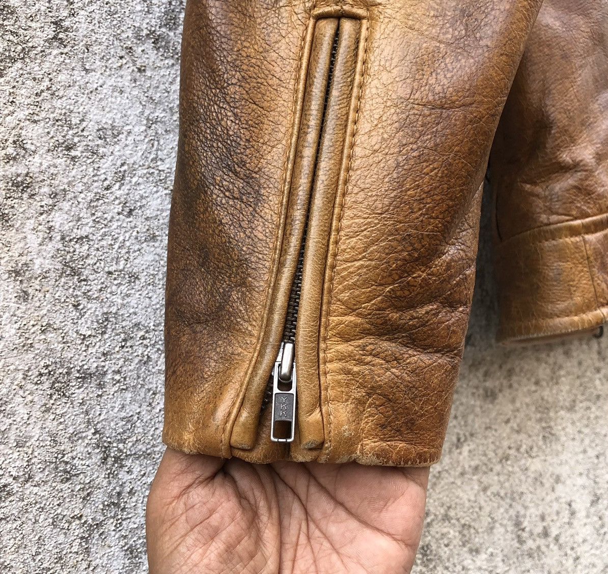 Vintage Vintage 90s Cow Real Leather Rider's Jacket By Uniqlo Size US M / EU 48-50 / 2 - 15 Thumbnail