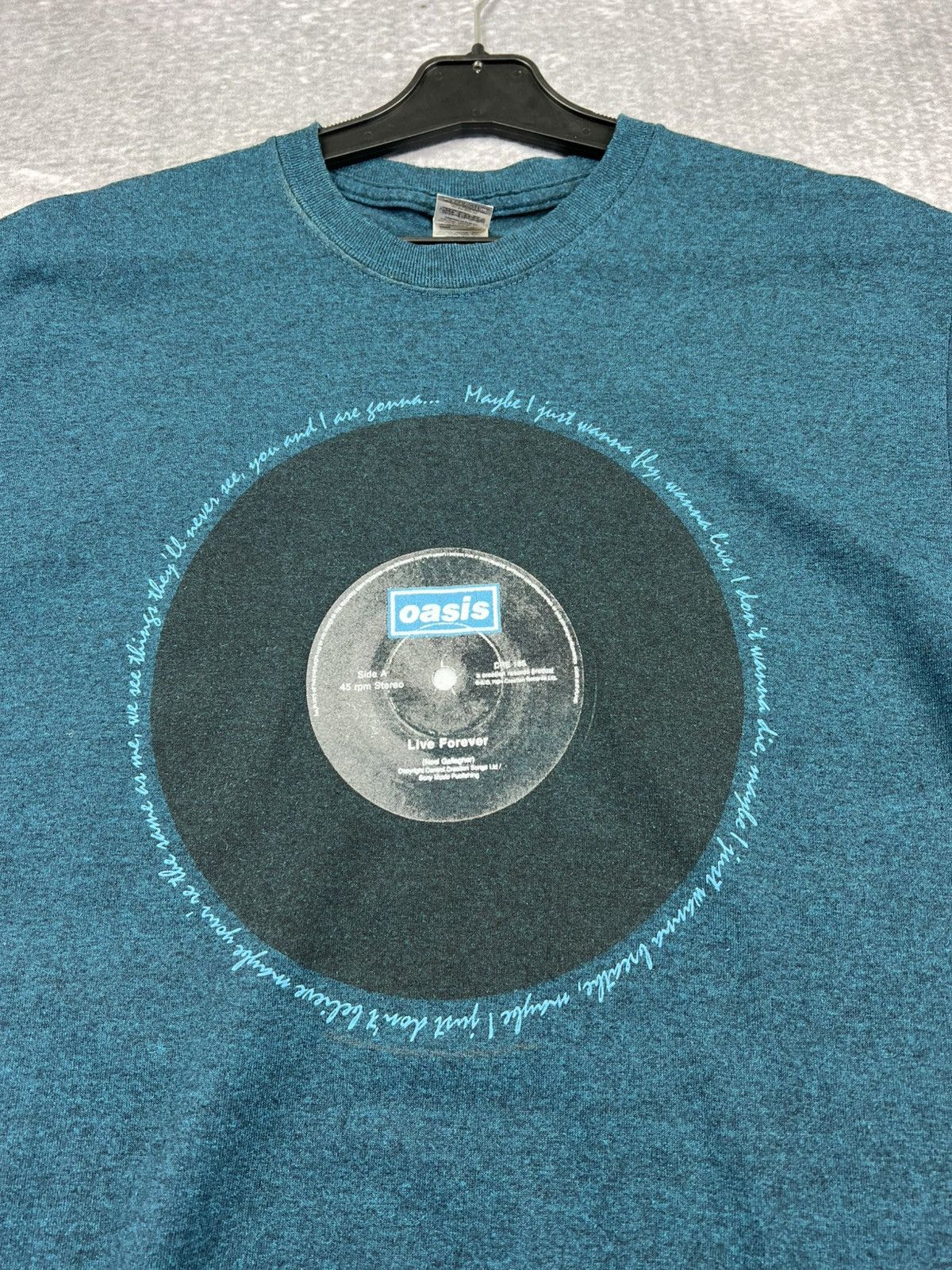 Band Tees Oasis merchandise T-shirt Size US M / EU 48-50 / 2 - 4 Thumbnail
