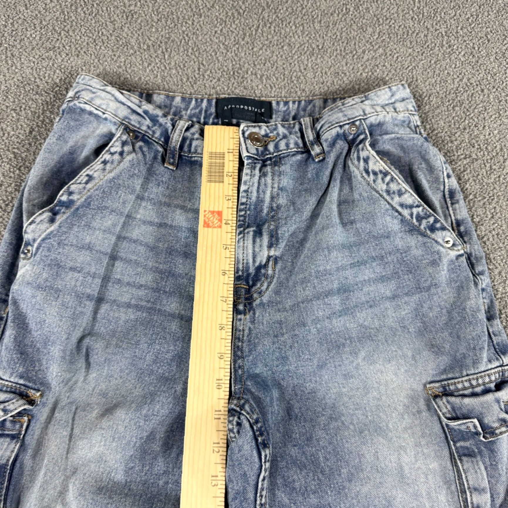 AeroPostale Jeans Women 28 Blue Acid Wash Low Rise Wide Leg Cargo Whiskered Jeans Women 28 Blue Acid Wash Low Rise Wide-Leg Cargo Whiskered