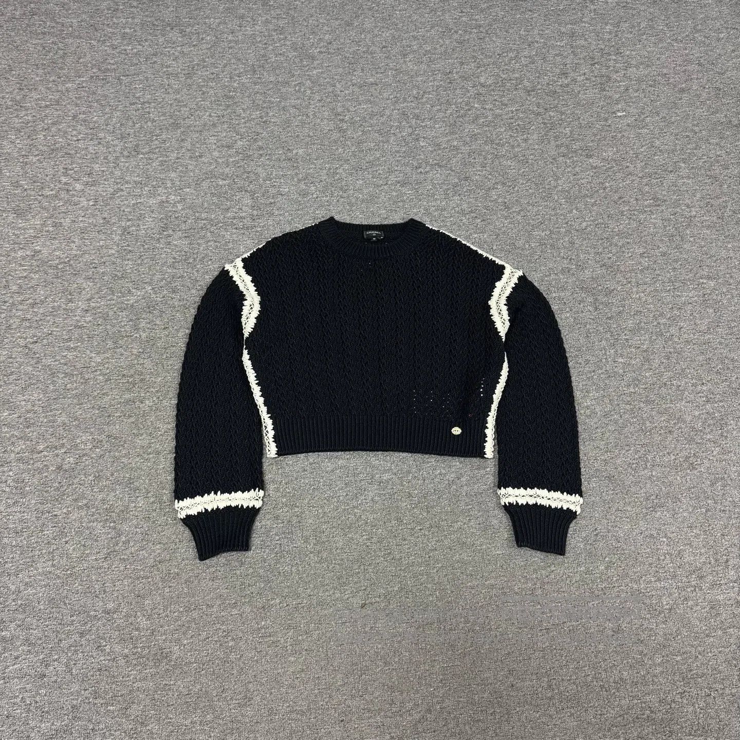 Chanel Chanel Hollowed-out hook-patterned,long-sleeved knit sweat Size L / US 10 / IT 46 - 2 Thumbnail