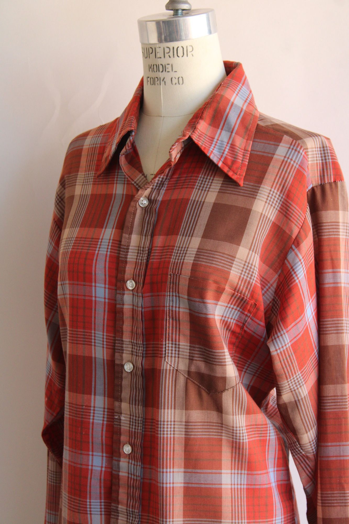 Vintage Vintage 1970s Shirt, Viking Dagger Collar Orange Plaid Trata Size L / US 10 / IT 46 - 8 Thumbnail