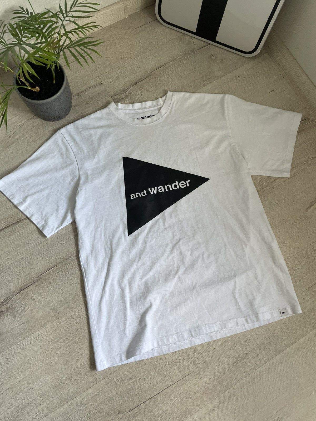 And Wander Rare and Wander Big Logo T-shirt Outdoor Streetwear Tee Size US XL / EU 56 / 4 - 3 Thumbnail