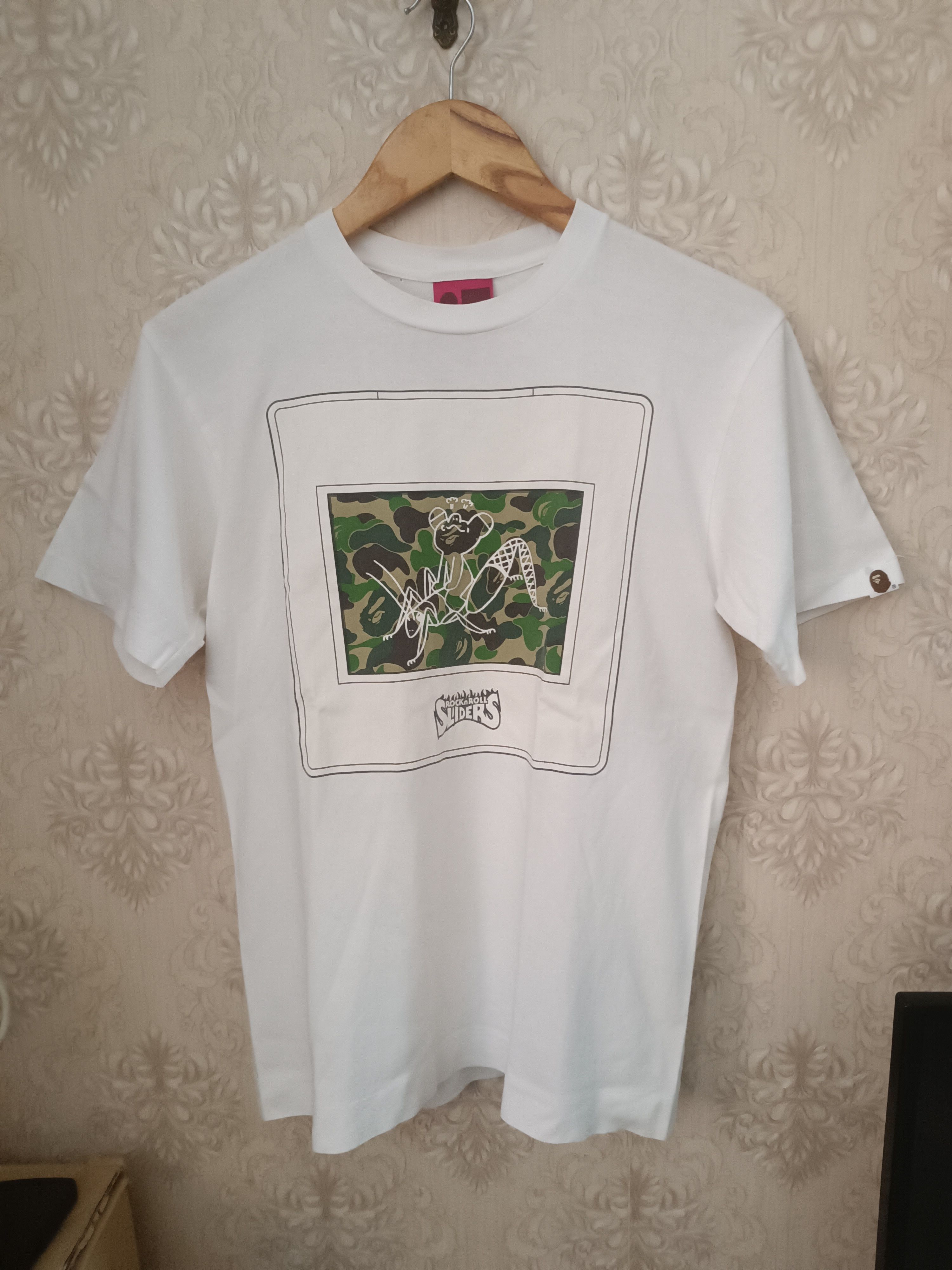 Bape ♦️Bape Rock N Roll Sliders T Shirt Size US S / EU 44-46 / 1 - 1 Thumbnail