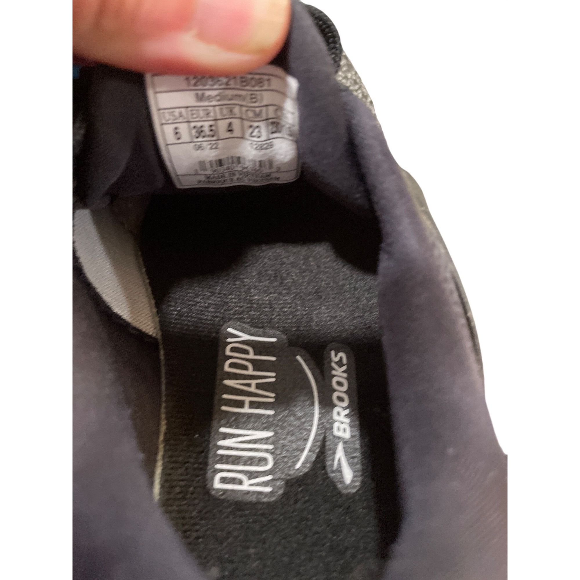 Brooks Brooks Range 2 wms black gray running walking sneakers sz 6B Size US 6 / IT 36 - 7 Thumbnail