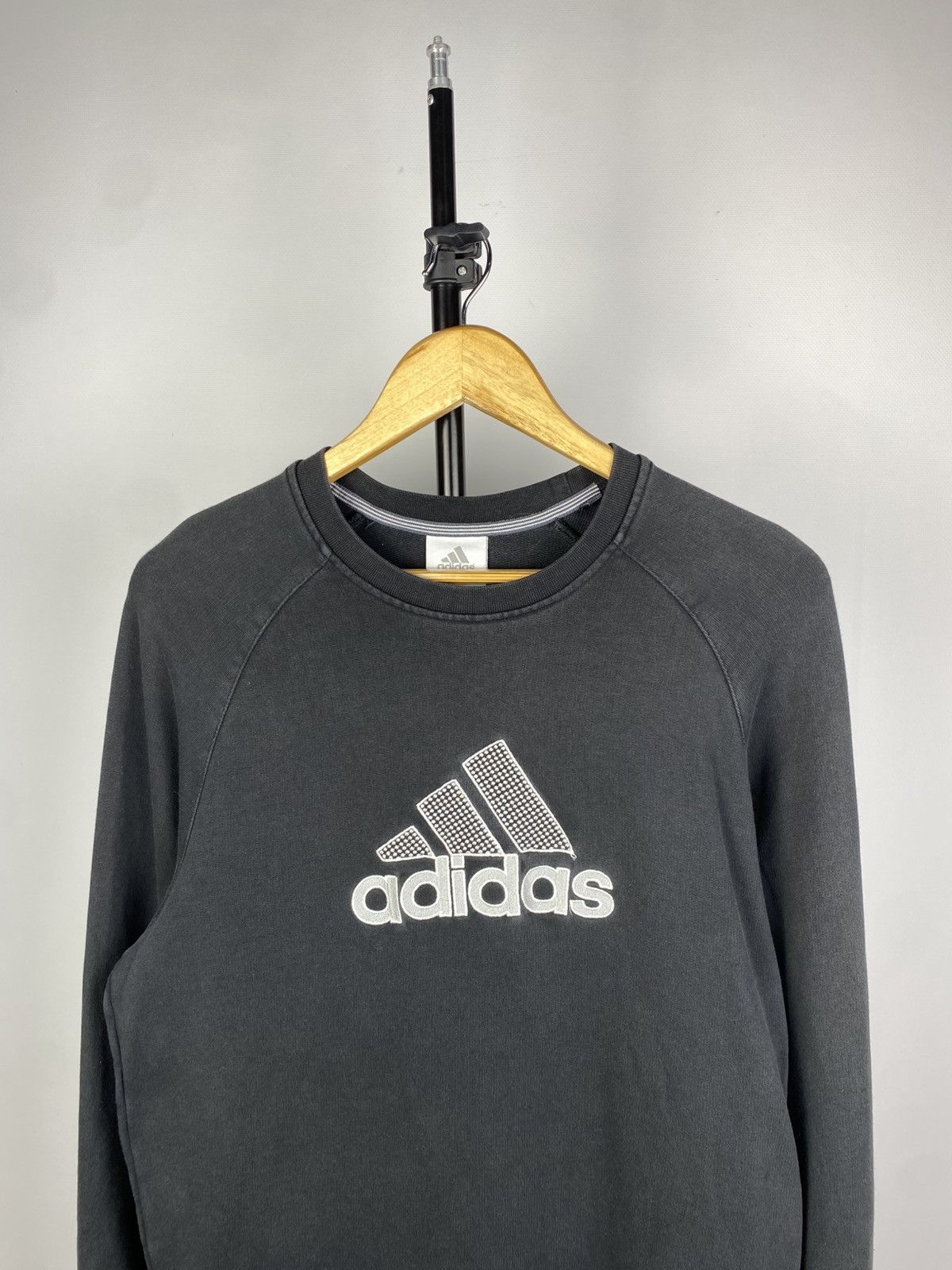 Adidas × Vintage Vintage Adidas 00s Big Logo Crewneck Sweatshirt Size US S / EU 44-46 / 1 - 2 Thumbnail
