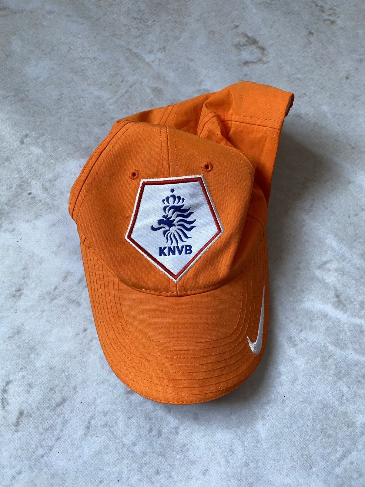 Nike Vintage Nike Nederland KNVB Soccer Jersey Cap Size ONE SIZE - 1 Thumbnail