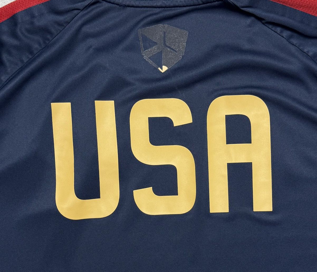 Nike USA 2011 2012 Training Football Shirt Soccer Jersey Nike Size US L / EU 52-54 / 3 - 14 Thumbnail