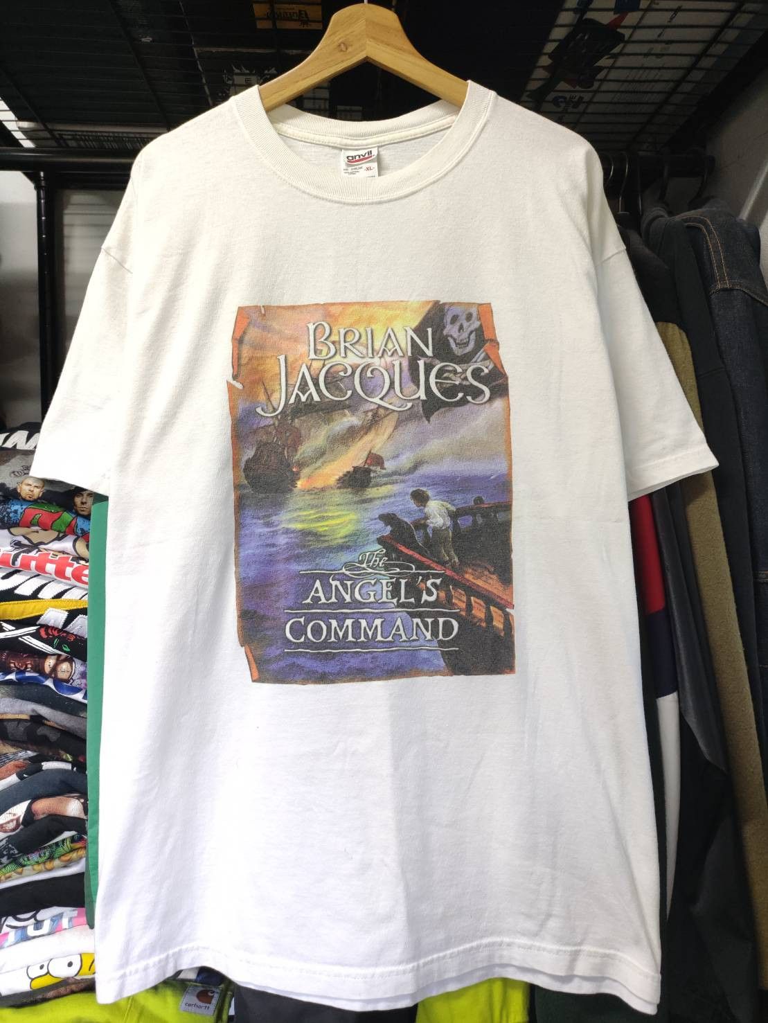 Sci-Fi Fantasy Vtg 00's The Angel's Command novel by Brian Jacques T-Shirt Size US XL / EU 56 / 4 - 3 Thumbnail