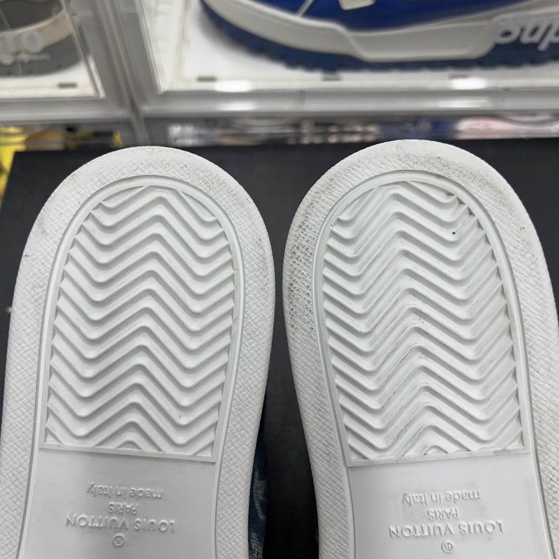Louis Vuitton Louis Vuitton Rivoli High-Top Sneakers for Men - Size US 10.5 / EU 43-44 - 8 Thumbnail