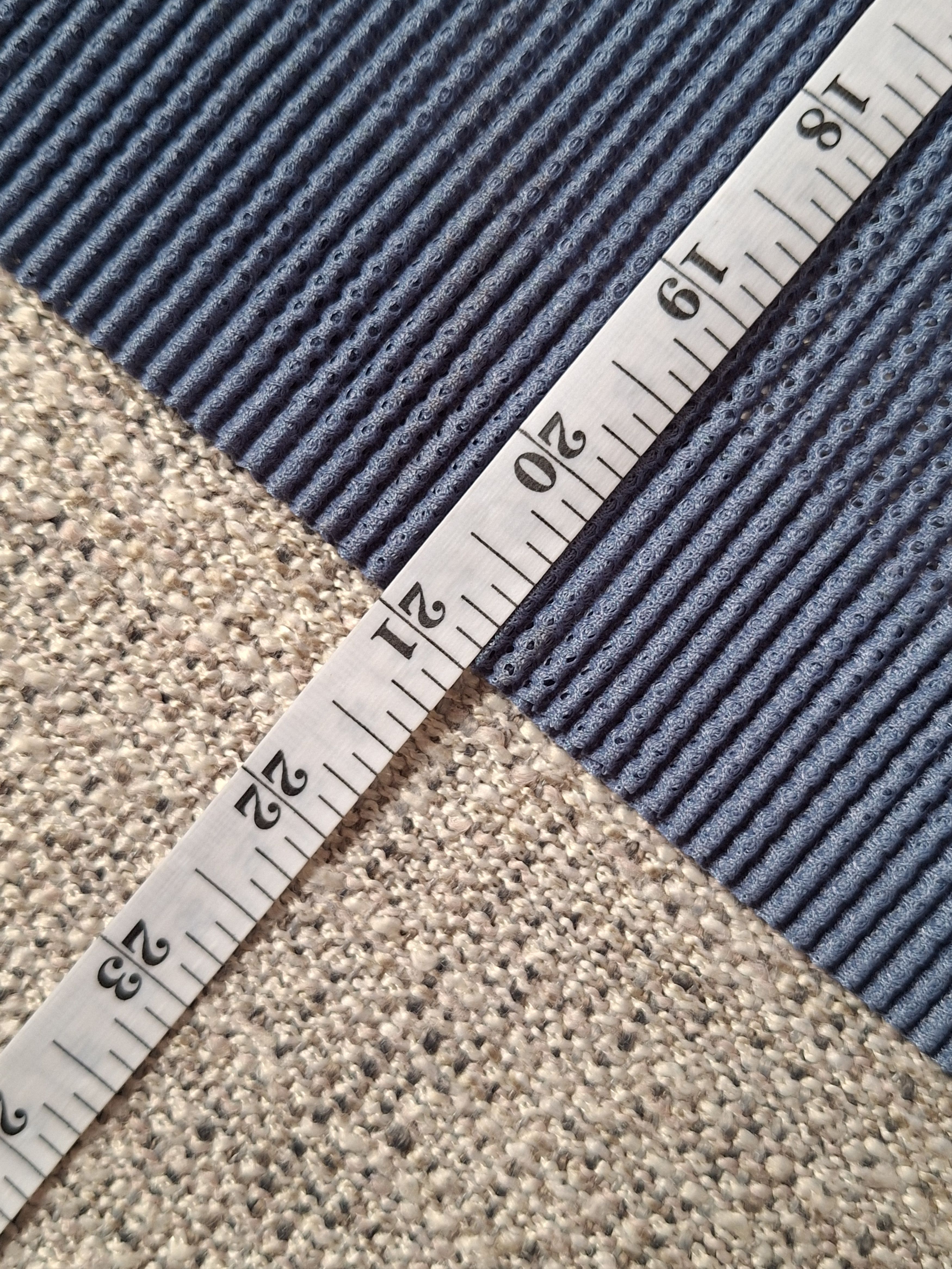 Pleats Please Issey Miyake PLEATS PLEASE Issey Miyake / Short Sleeve Cut And Sew Size S / US 4 / IT 40 - 7 Thumbnail