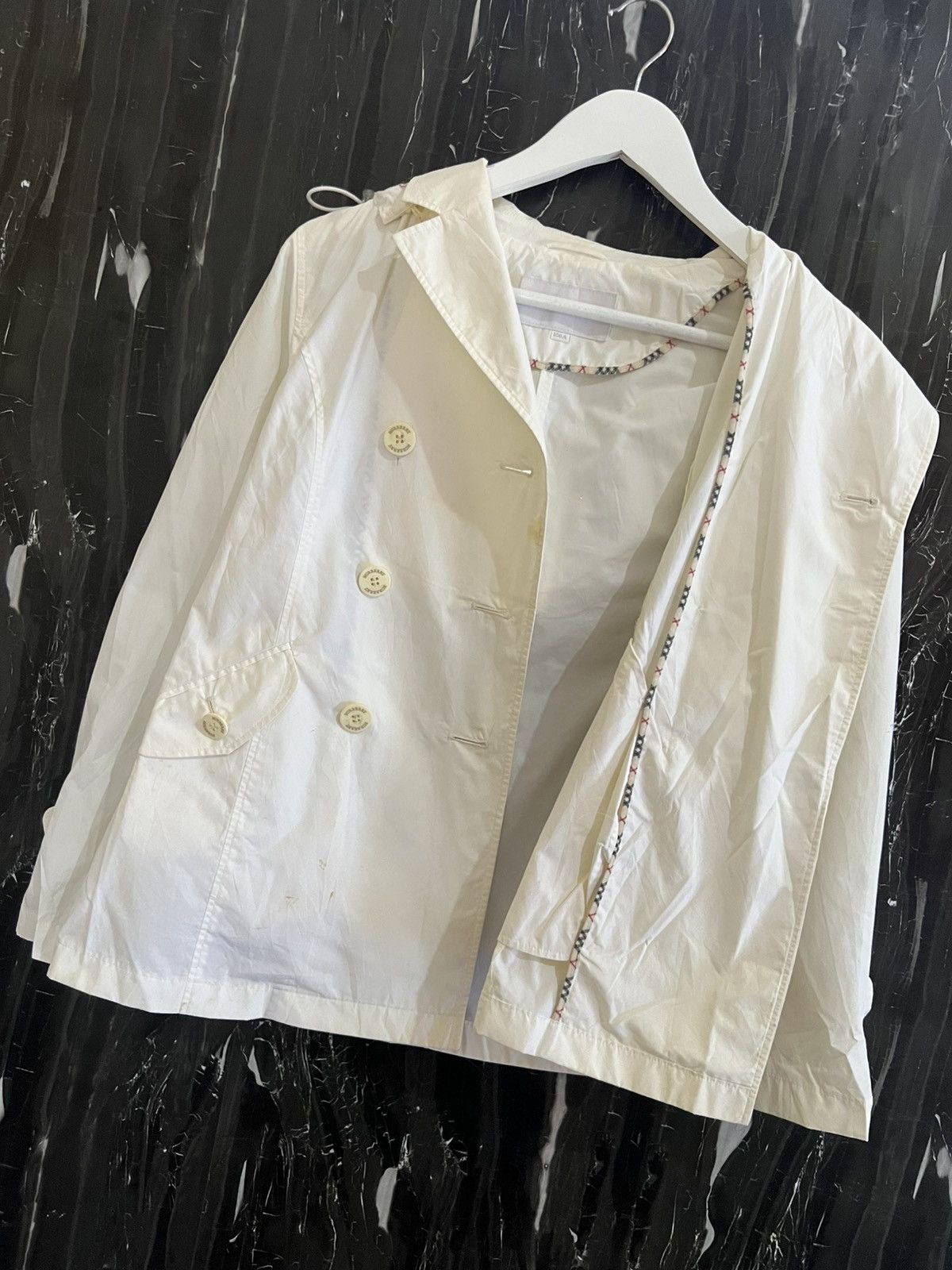 Burberry BURBERRY LONDON WHITE JACKET Size US S / EU 44-46 / 1 - 9 Thumbnail