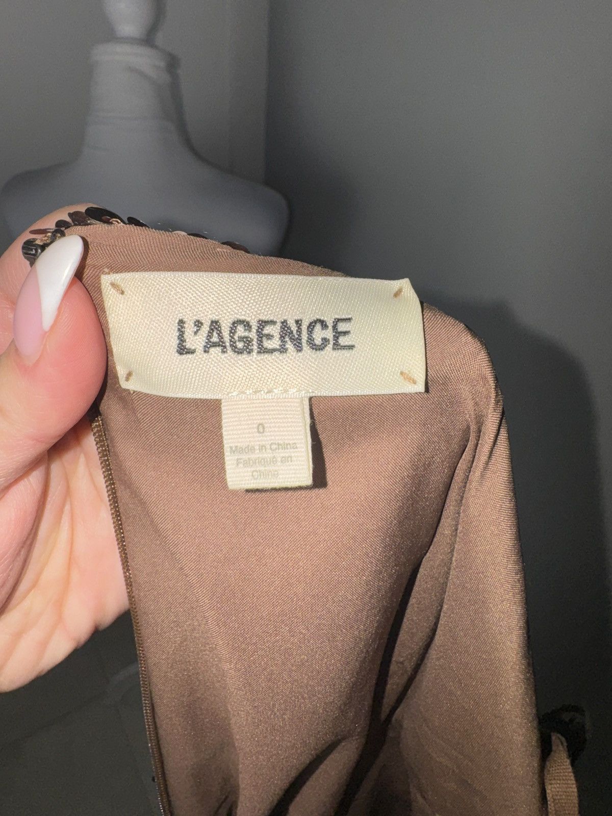 L'AGENCE L’agence Elora Sequin Mini Dress in Rose Gold Copper/Size 0 Size XS / US 0-2 / IT 36-38 - 8 Thumbnail