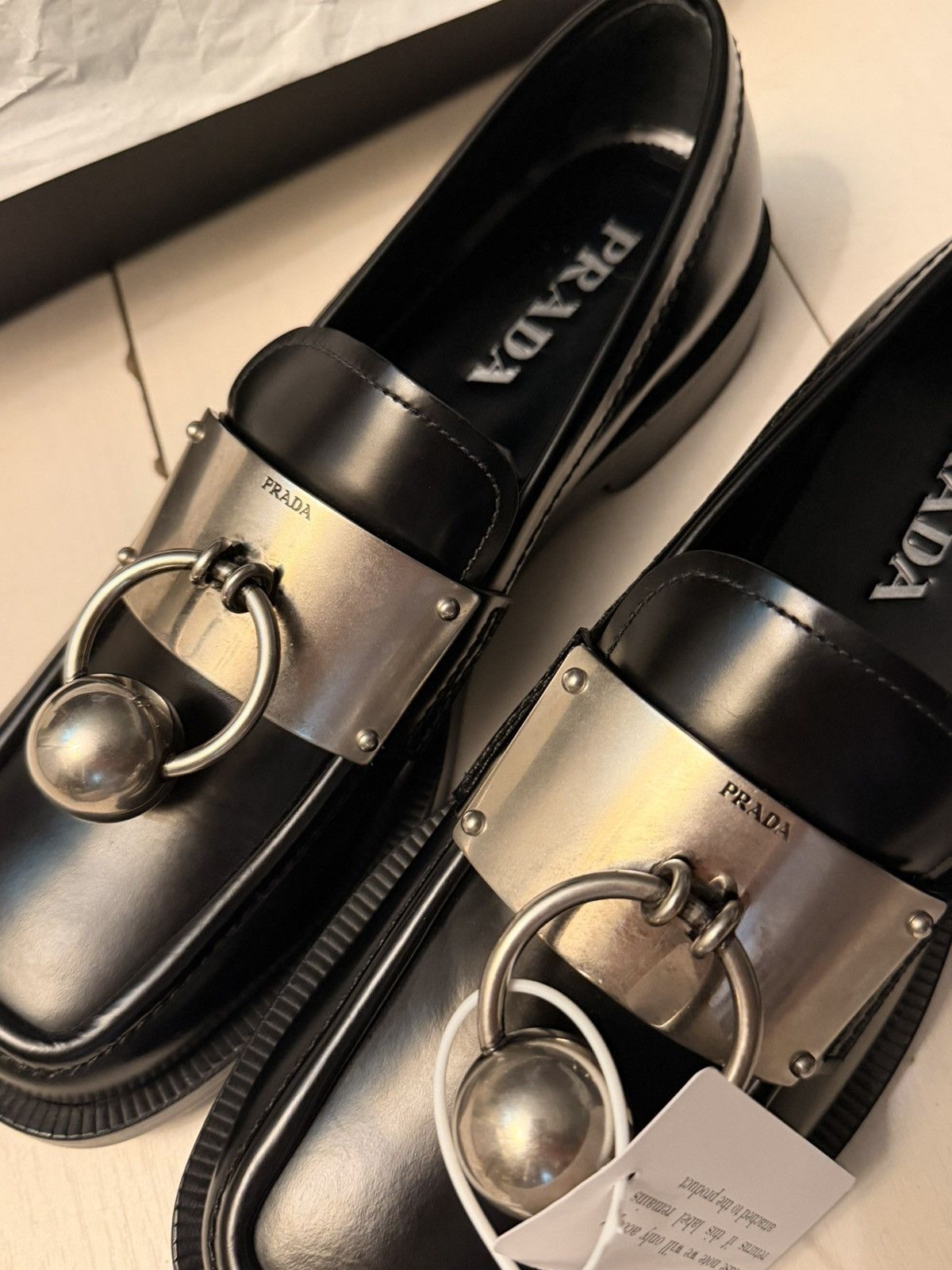 Prada NWT PRADA Men Brushed Leather Loafers with Metal Ring Size 9 Size US 9 / EU 42 - 2 Thumbnail