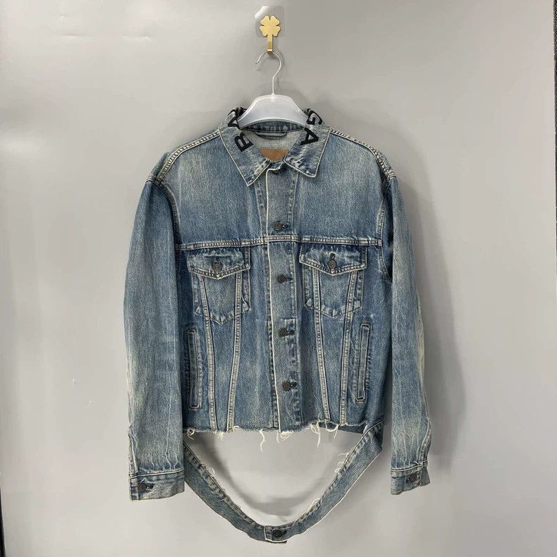 Balenciaga Balenciaga Blue Denim Jacket with Logo Size US S / EU 44-46 / 1 - 1 Thumbnail