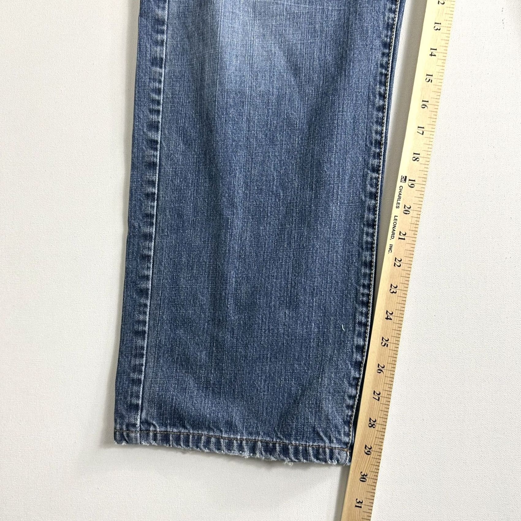 Guess GUESS Los Angeles Jeans 38x32 Rebel Straight Leg Medium Wash Distressed Men Regular Jeans Size US 38 / EU 54 - 7 Thumbnail