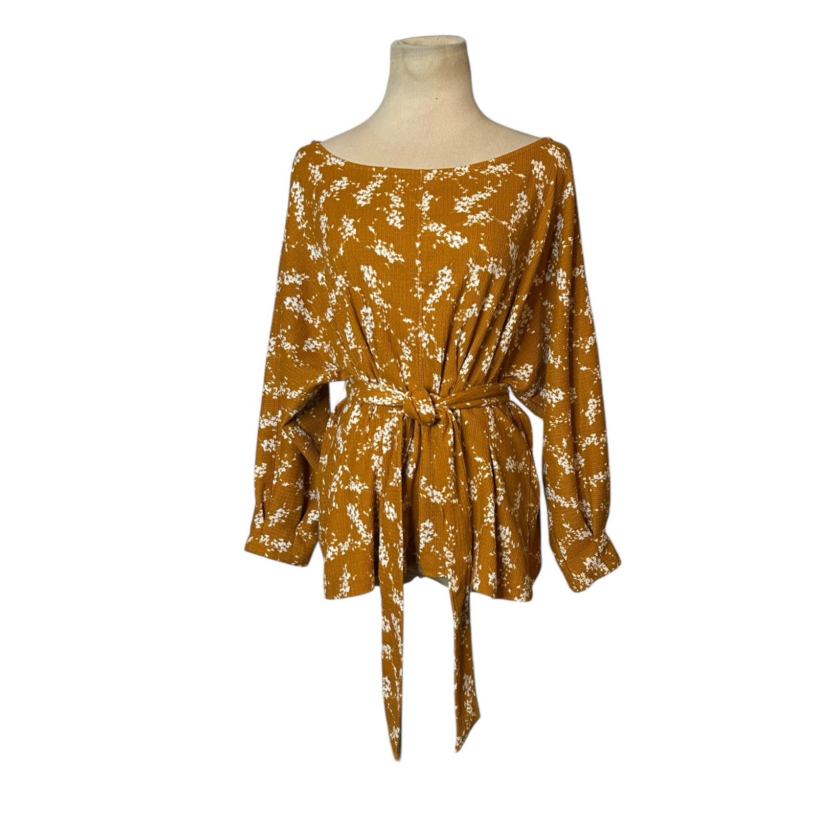 Anthropologie By Anthropologie long sleeves floral belted blouse size S Size S / US 4 / IT 40 - 15 Thumbnail