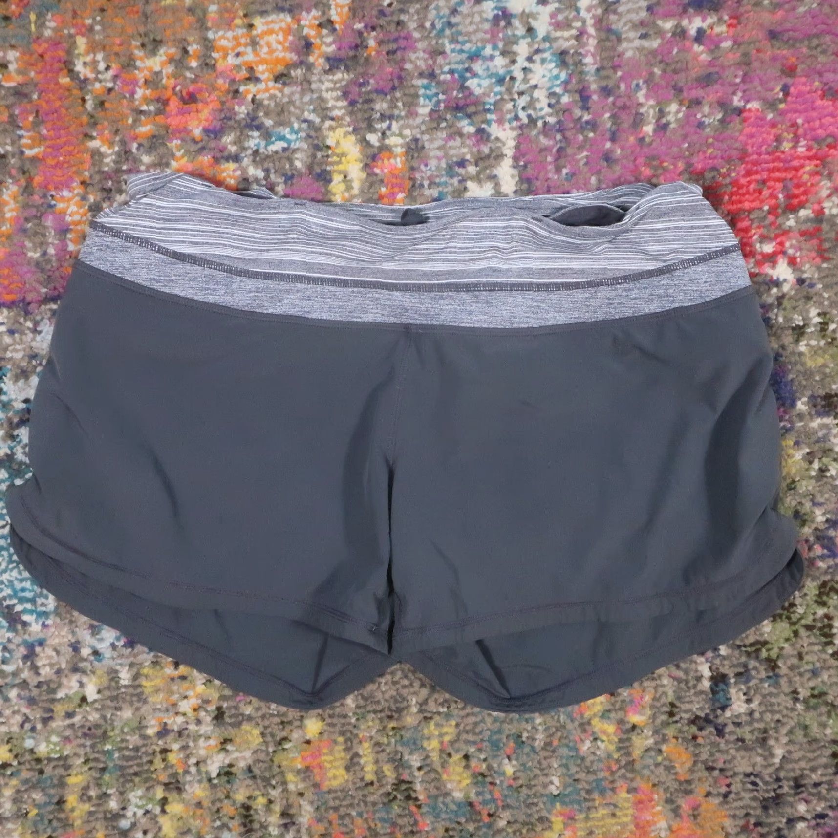 Lululemon Lululemon Speed Shorts Womens 10 Gray Lined Running Performance Zip Pocket Athletic Activewear Modern 10 Womens Size 32" / US 10 / IT 46 - 2 Thumbnail