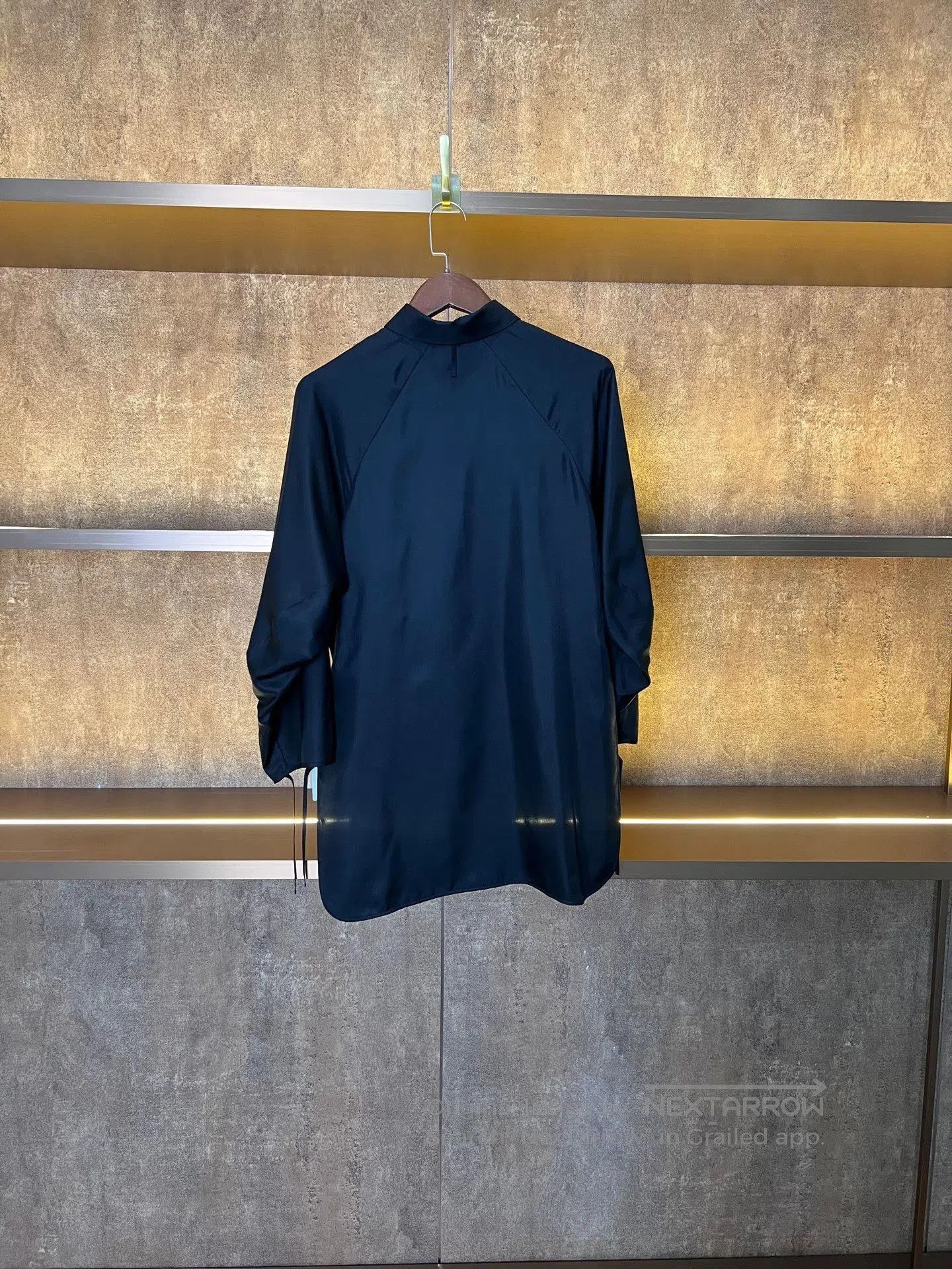 Hermes Hermes Black Irregular Hem Silk Shirt. Size XS / US 0-2 / IT 36-38 - 2 Thumbnail