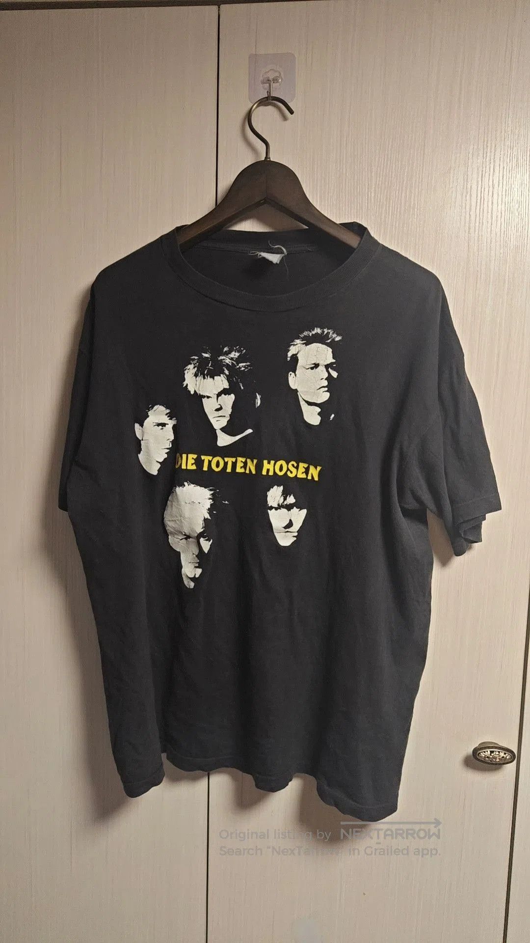 Vintage 80s Vintage Band Graphic Tee XL. Size US XL / EU 56 / 4 - 1 Thumbnail