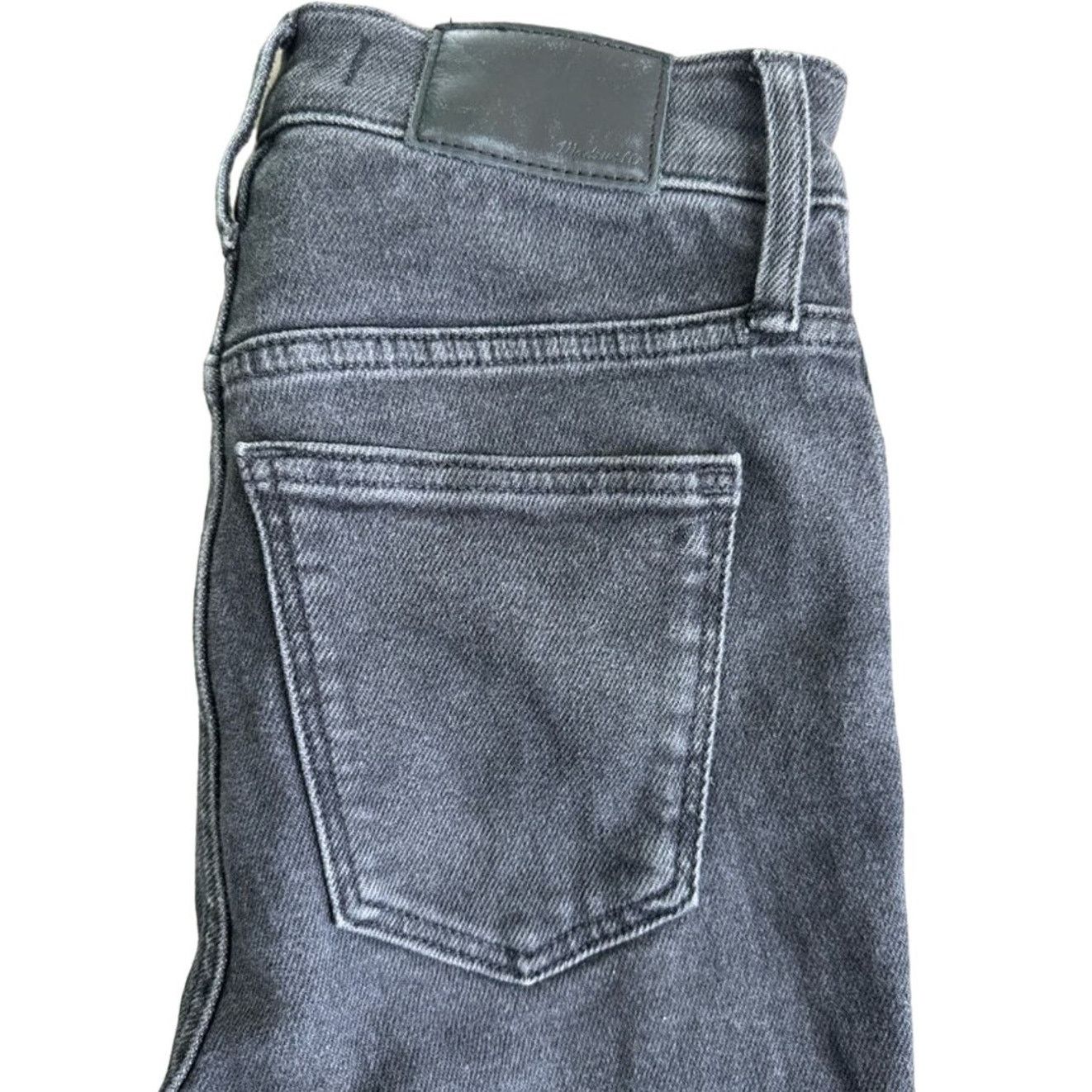 Madewell Madewell 10" High-Rise Skinny Jeans Starkey Wash, Black/Gray Size 26" / US 2 / IT 38 - 3 Thumbnail