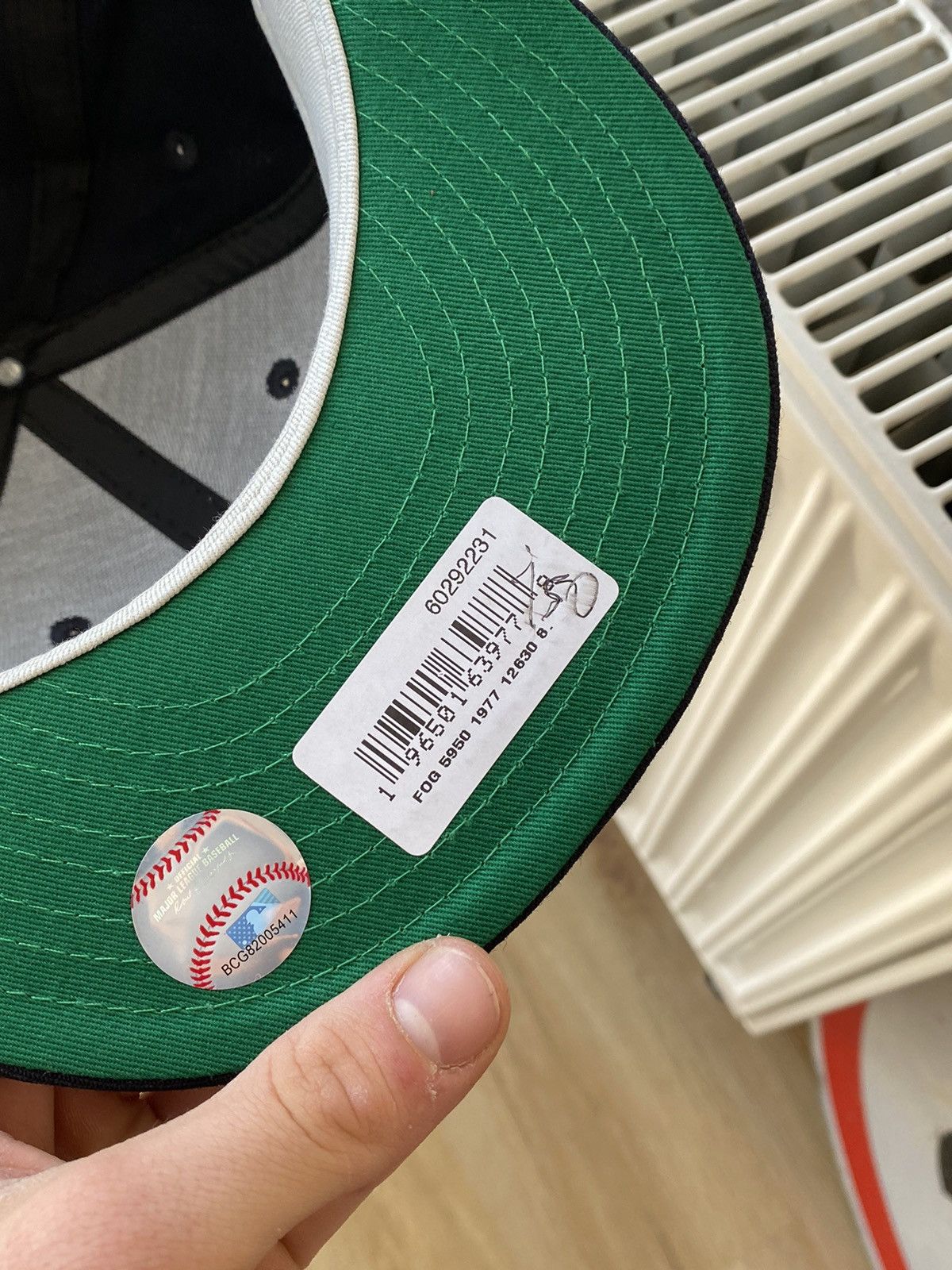 Fear of God × New Era 8 New Era Fear of God Essentials Fitted Cap 59FIFTY Size ONE SIZE - 7 Thumbnail