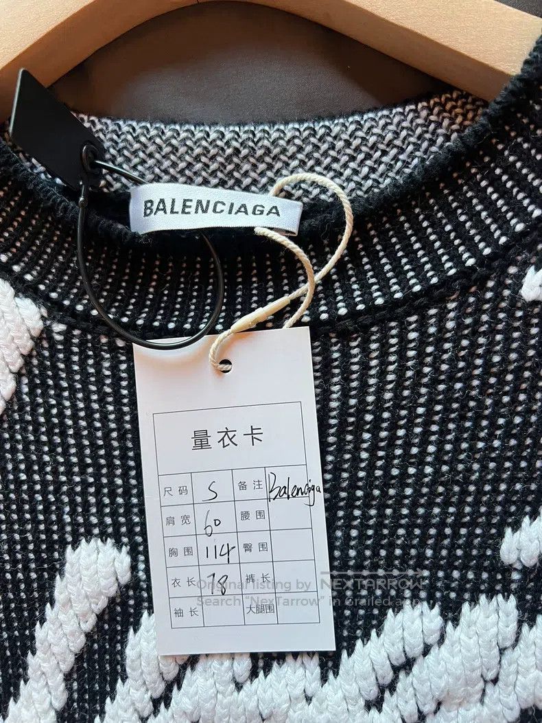 Balenciaga Balenciaga 3D graffiti cursive logo round neck knit sweate Size US S / EU 44-46 / 1 - 3 Thumbnail