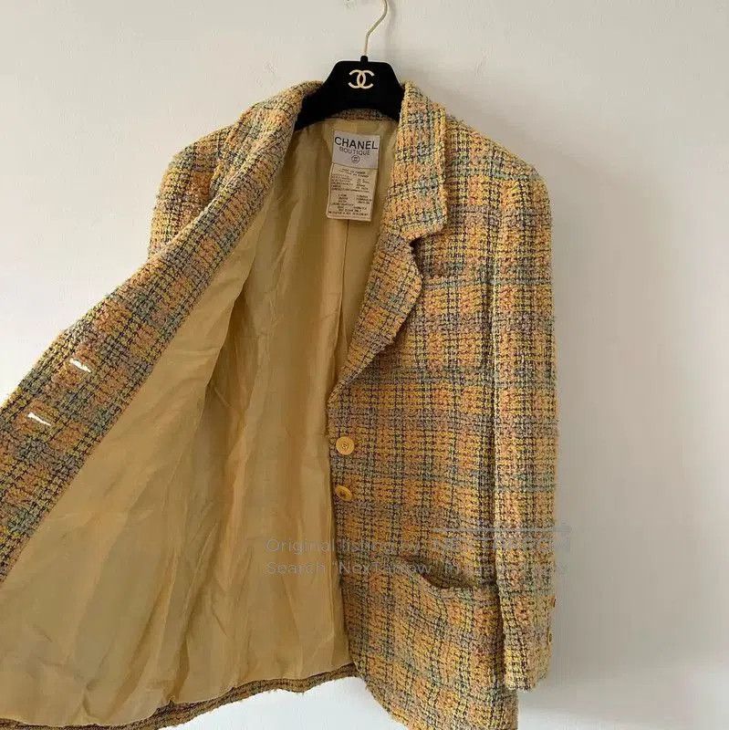 Chanel Chanel Yellow Wool Women's Jacket . Size XL / US 12-14 / IT 48-50 - 4 Thumbnail
