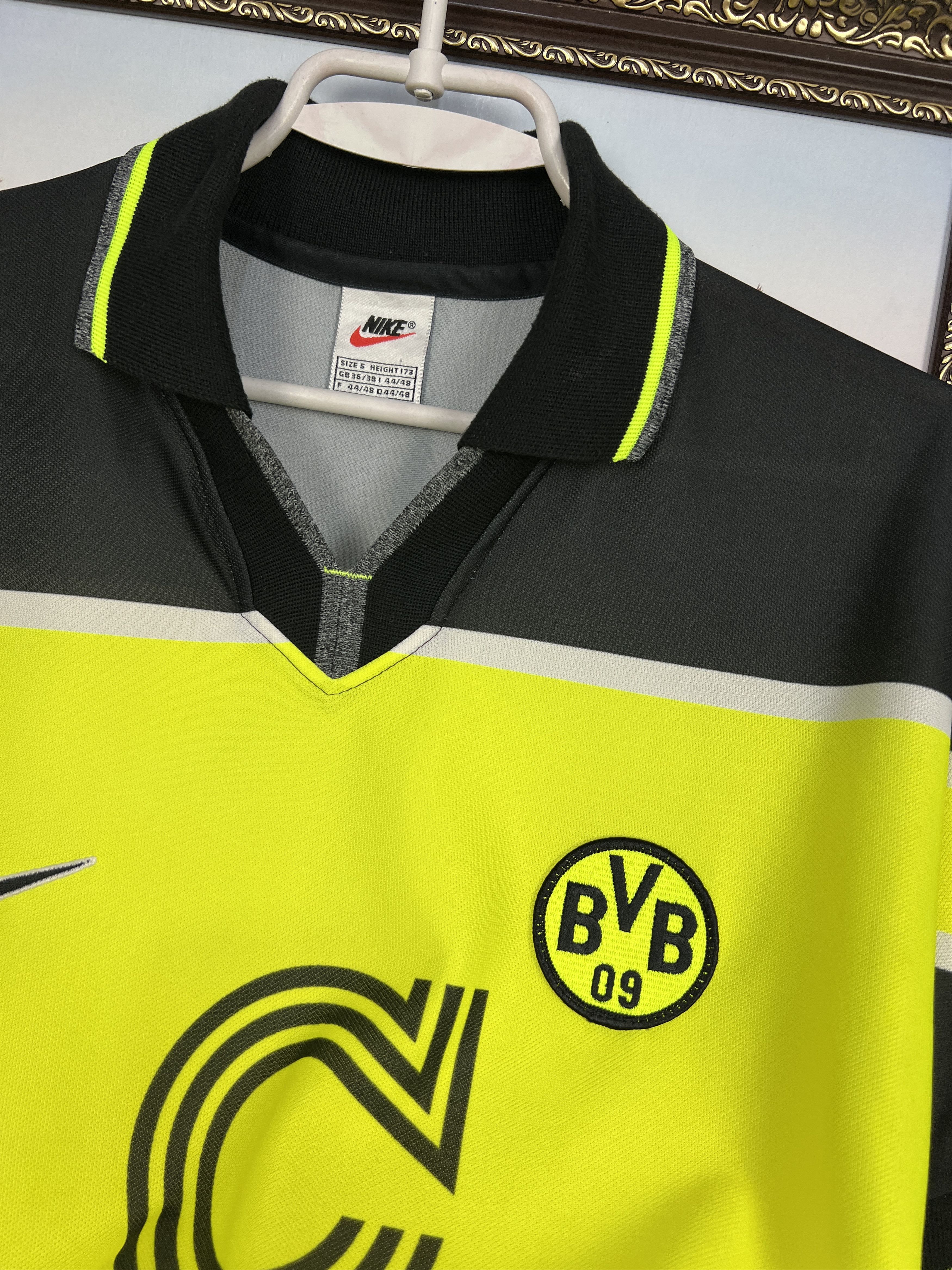 Nike Borussia Dortmund Home football shirt 1997 Soccer Nike Size US S / EU 44-46 / 1 - 4 Thumbnail