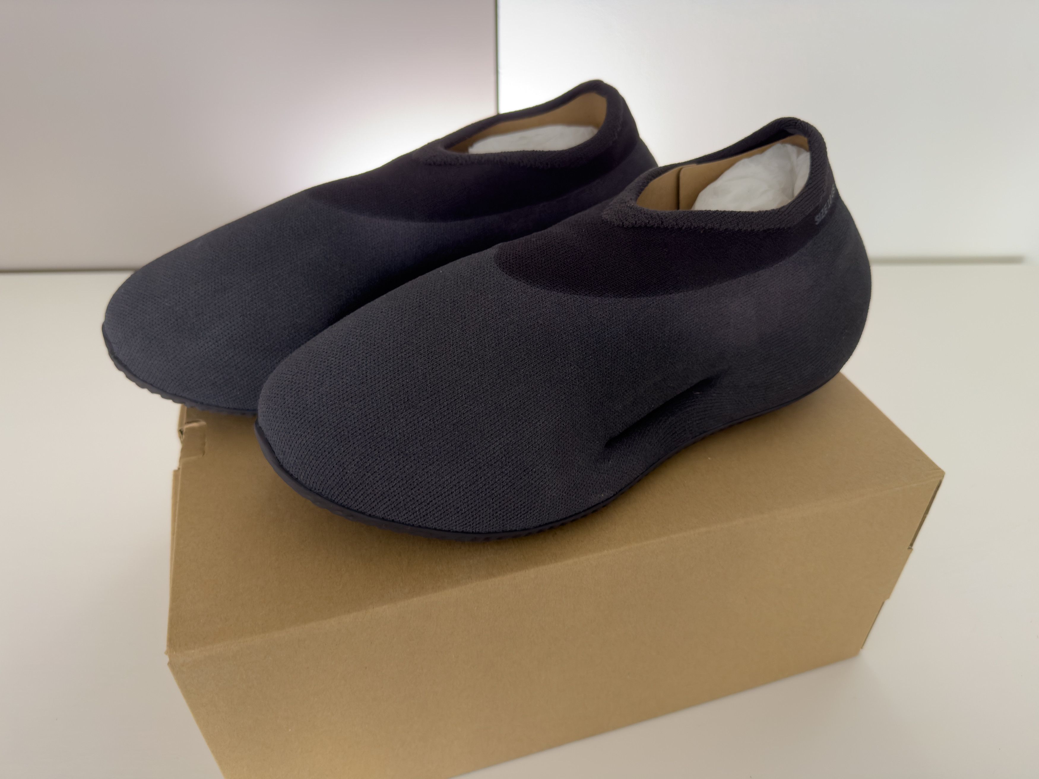 yeezy knit rnr stockx