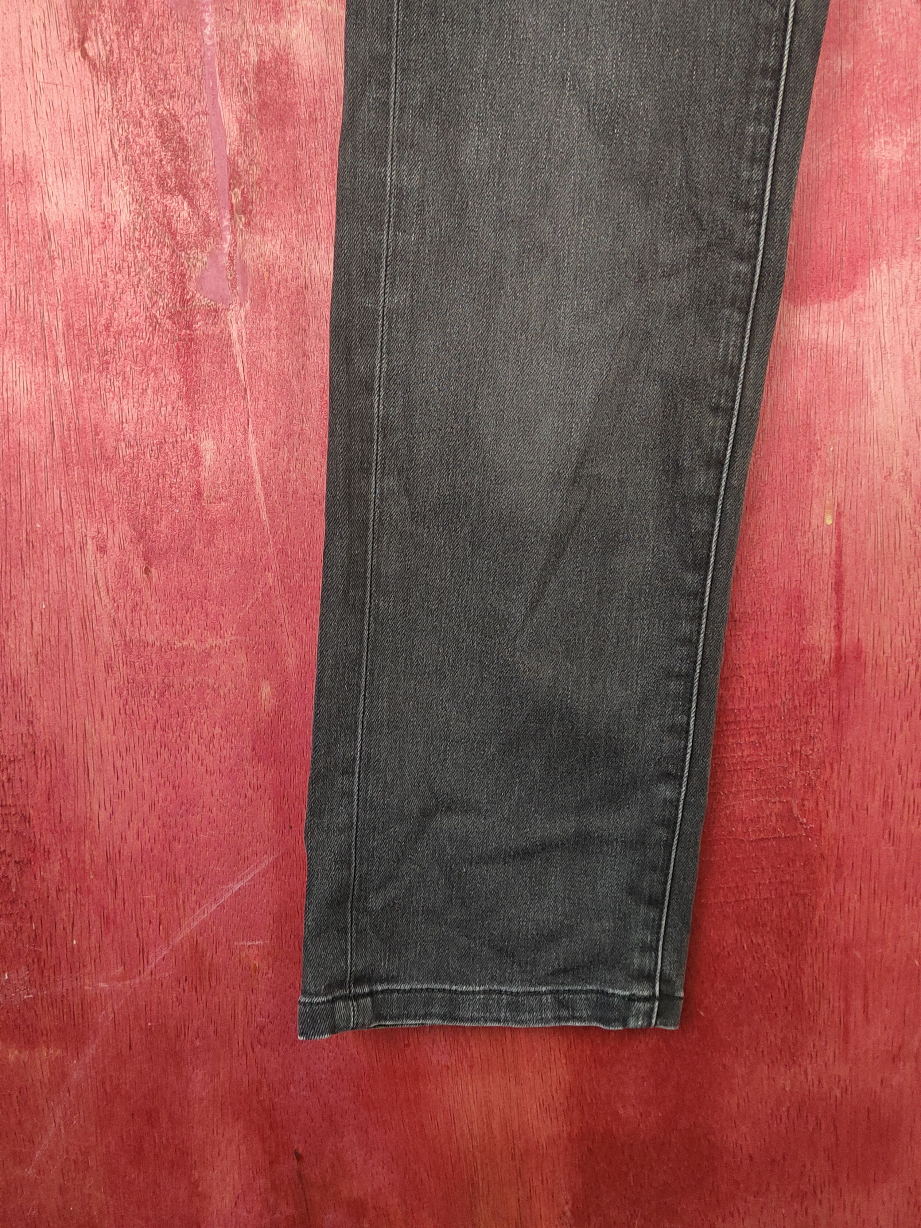 Japanese Brand Uniqlo japan fabric by kaihara Black Jeans #S1780 Size US 26 / EU 42 - 4 Thumbnail