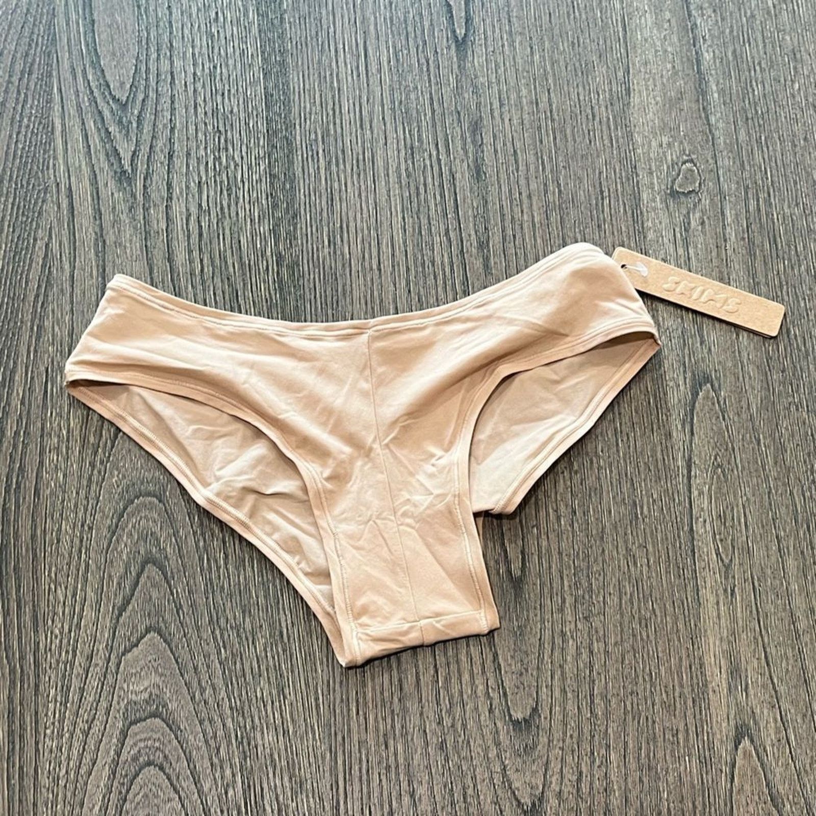 SKIMS NWT Skims Fits Everybody Hipster Clay Size XXS Size ONE SIZE - 1 Thumbnail