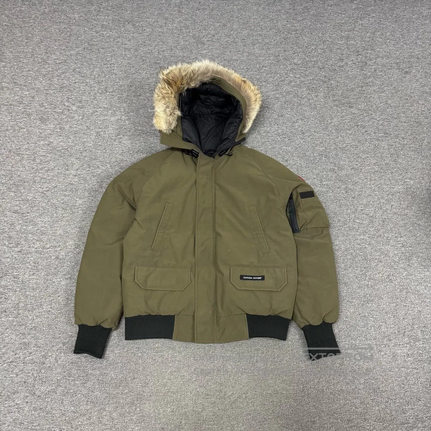 Canada Goose Canada Goose Fur-lined hooded pilot down jacket coat| Size US S / EU 44-46 / 1 - 1 Thumbnail
