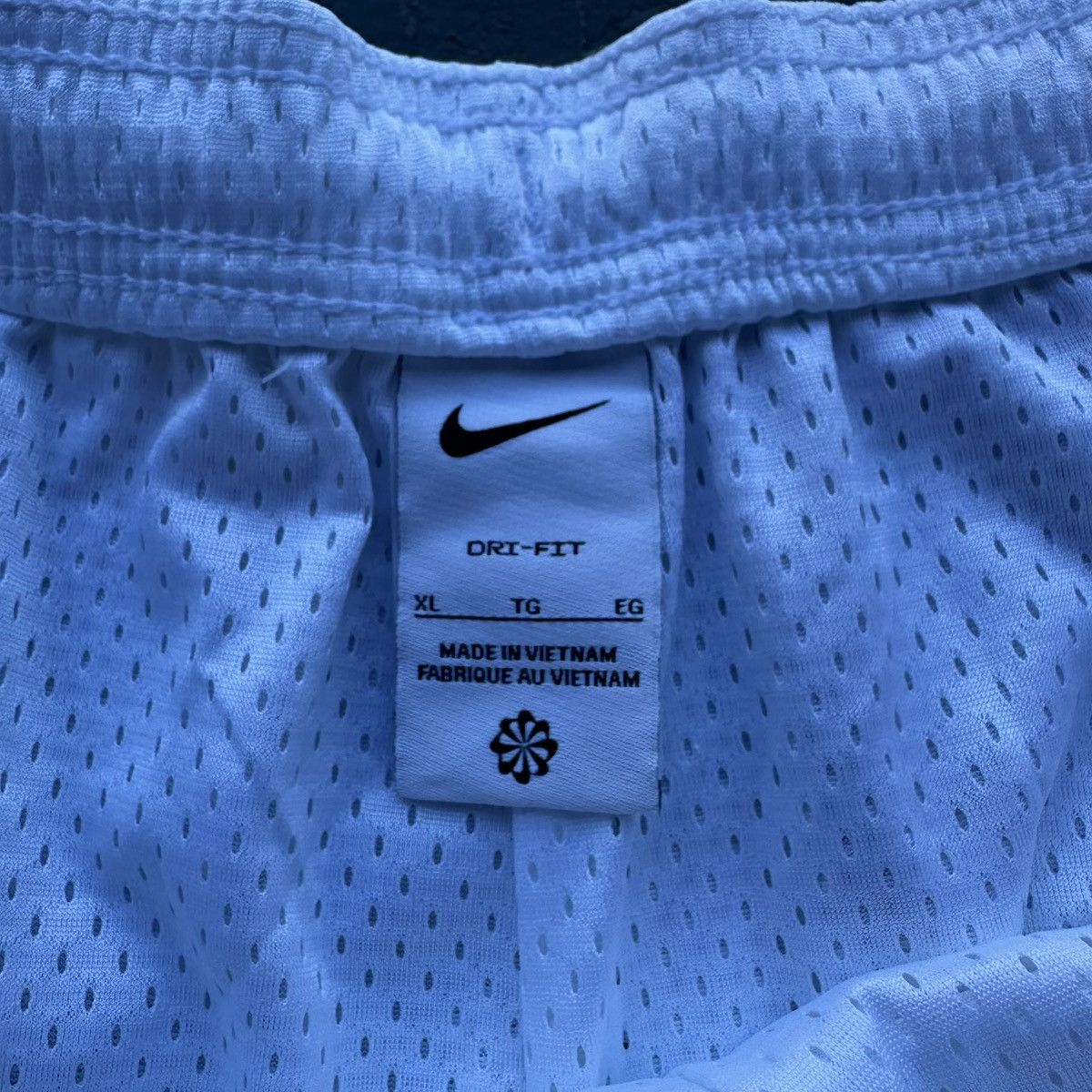 Nike Nike gym shorts Size US 36 / EU 52 - 2 Thumbnail