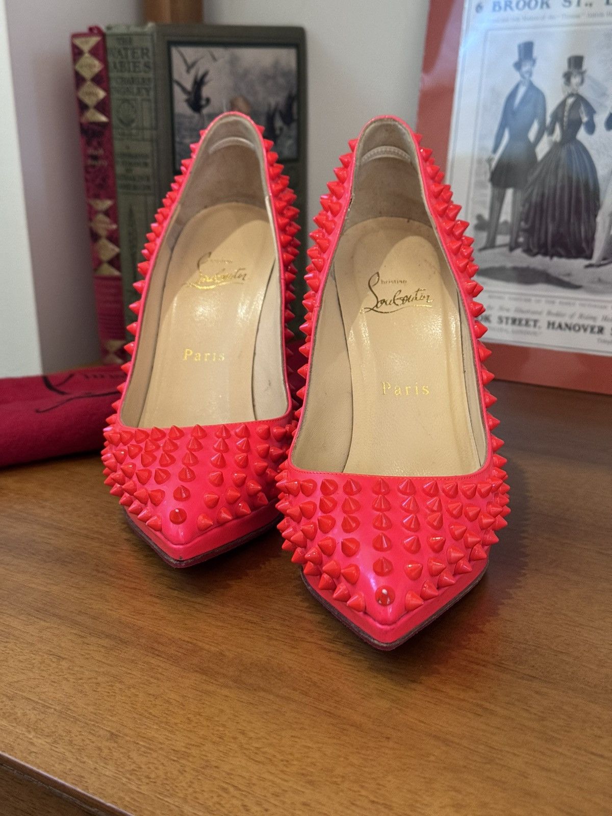 Christian Louboutin Christian Louboutin Coral Fifi Spiked Pumps Size US 7 / IT 37 - 3 Thumbnail