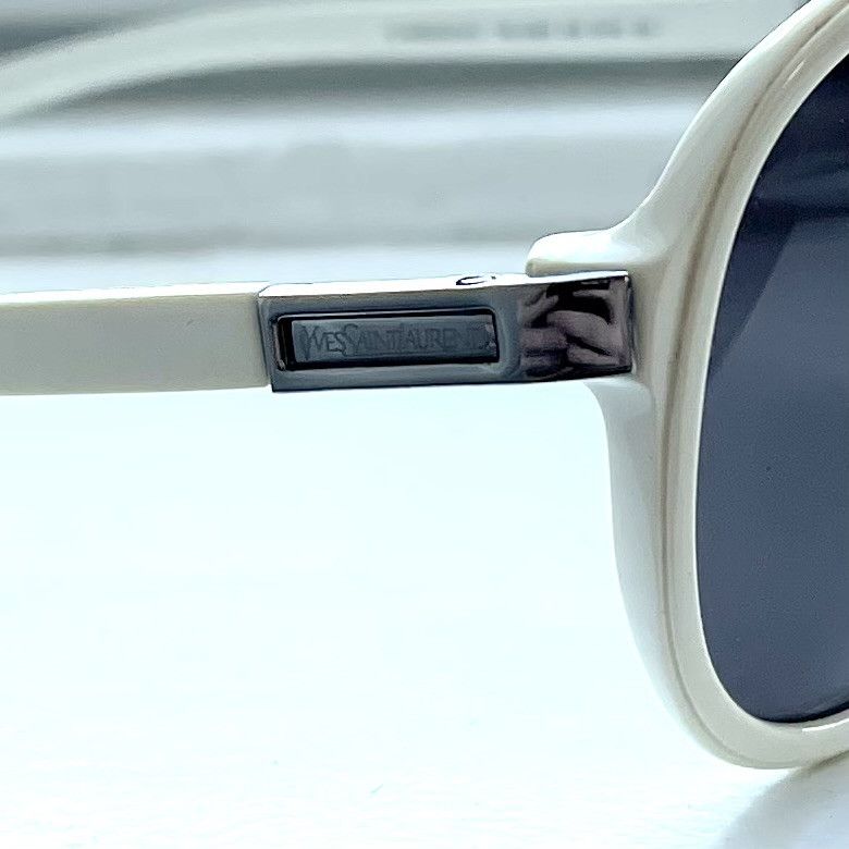 Yves Saint Laurent Yves Saint Laurent Women's White and Silver Sunglasses Size ONE SIZE - 7 Thumbnail